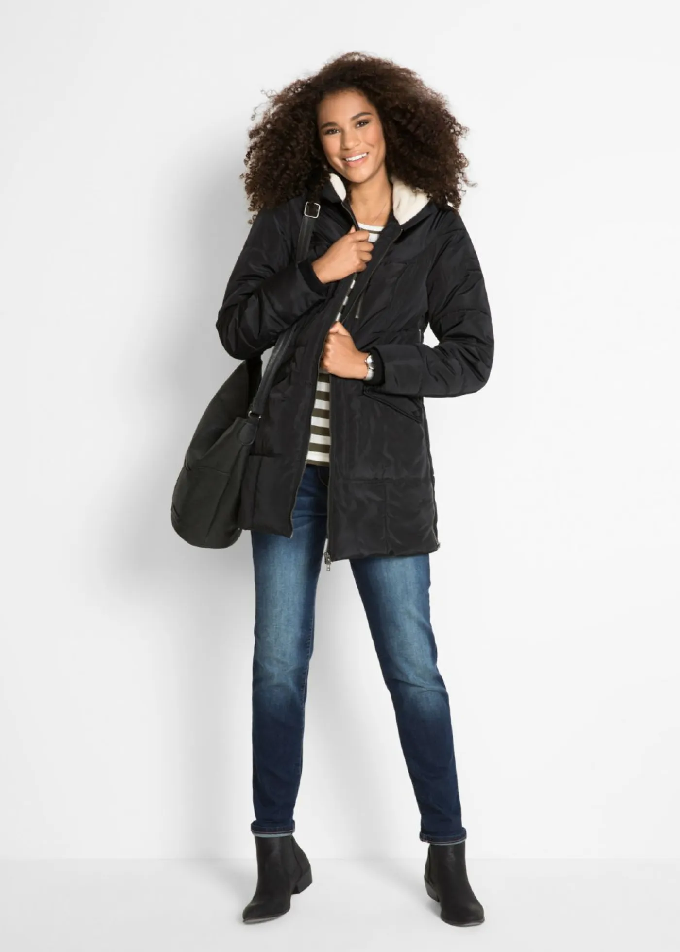 bonprix bonprix Chaquetas Y Abrigos>Abrigo con capucha acolchada Negro