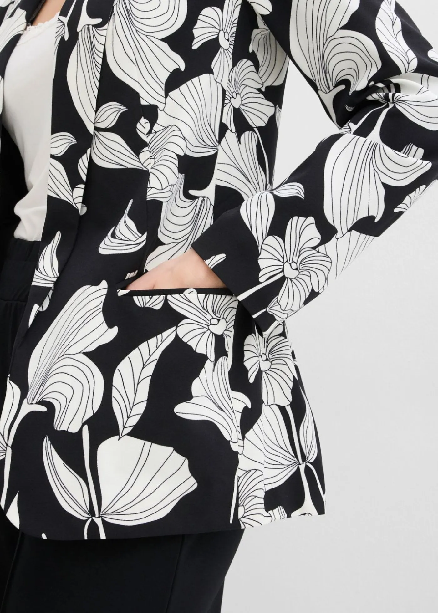 bonprix bonprix Blazers|Novedades>Americana Negro de flores