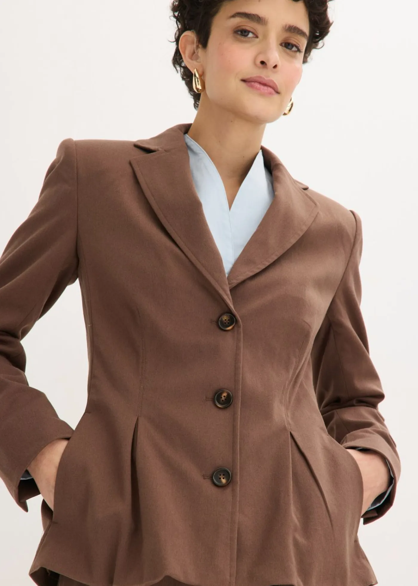 bonprix bonprix Blazers>Americana con pliegues marrón