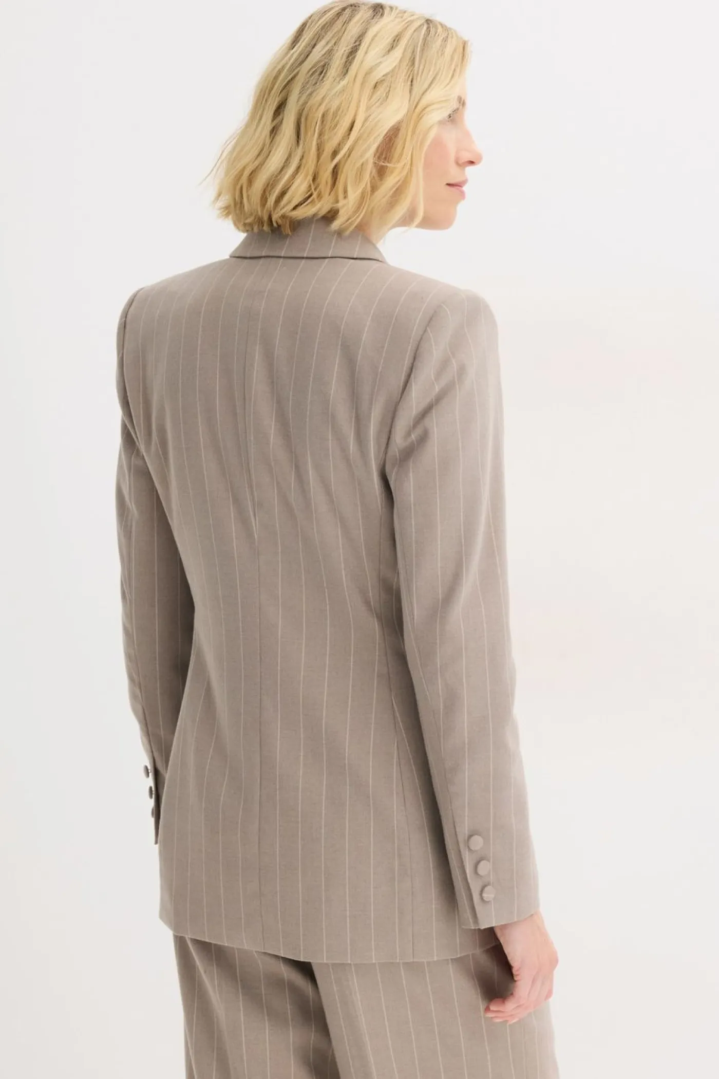 bonprix bonprix Blazers>Americana de raya diplomática Marrón grisáceo/blanco perla de rayas