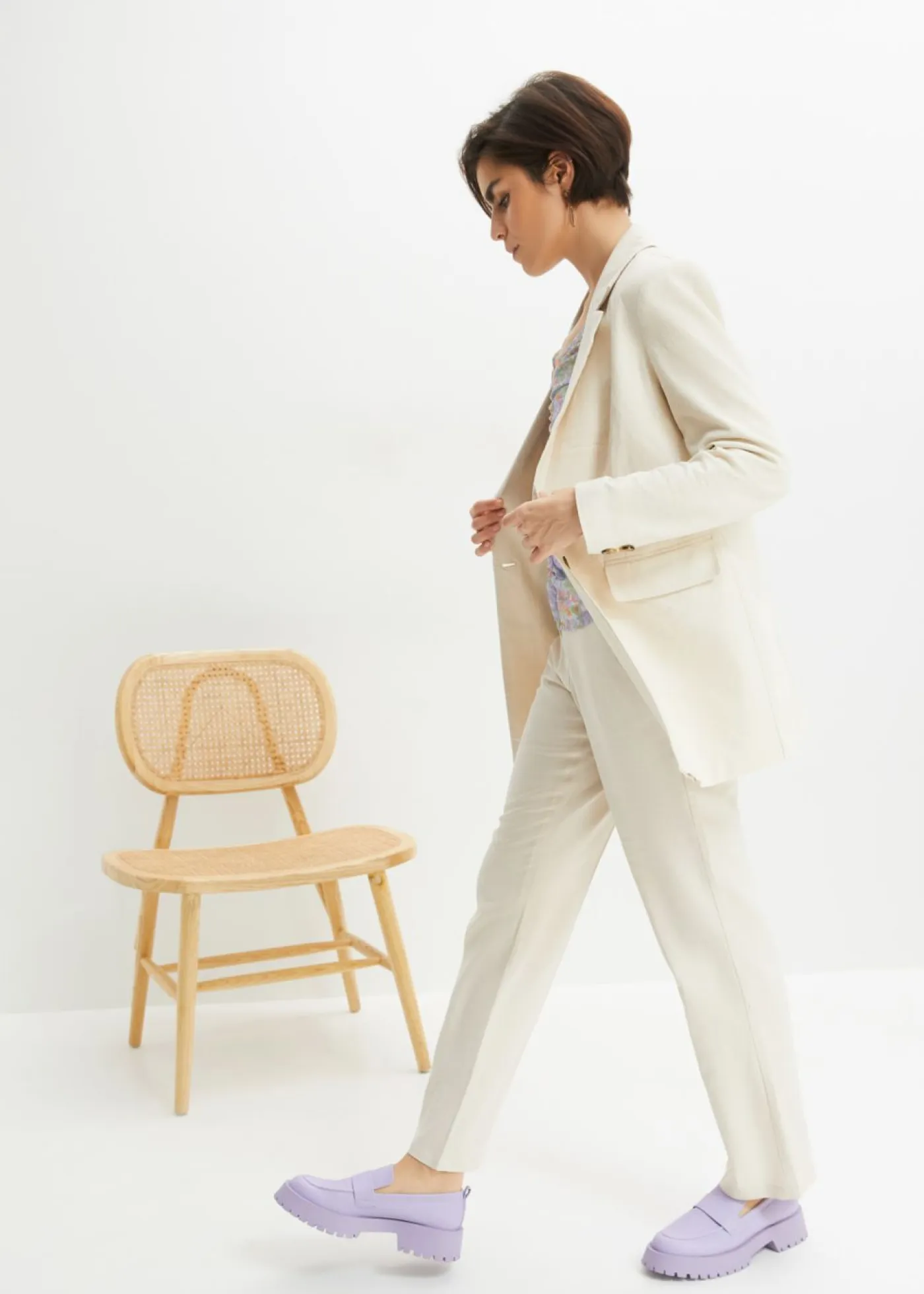 bonprix bonprix Blazers>Americana larga de mezcla de lino y viscosa gris guijarro