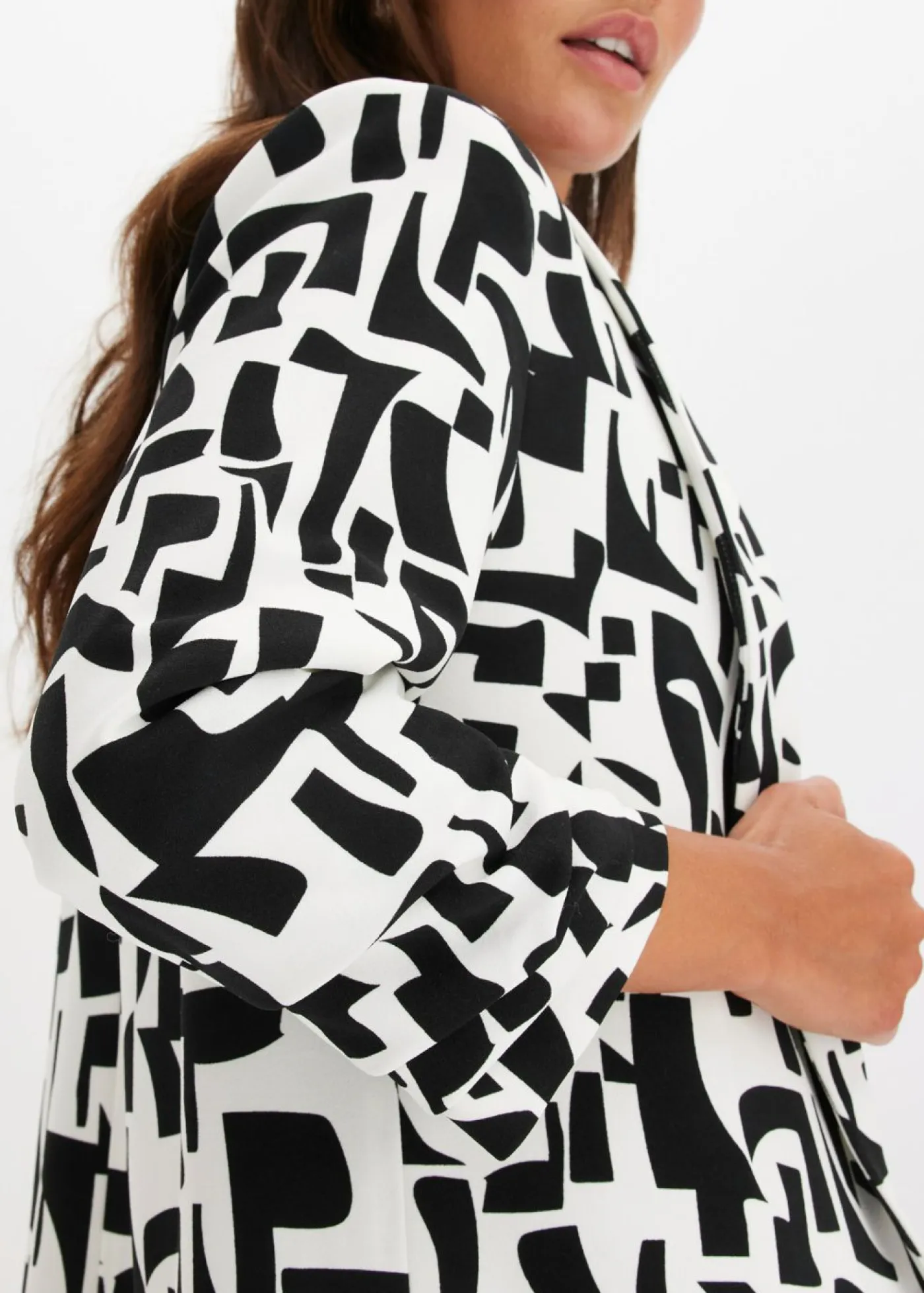 bonprix bonprix Blazers>Americana larga estampada Blanco-negro con estampado gráfico