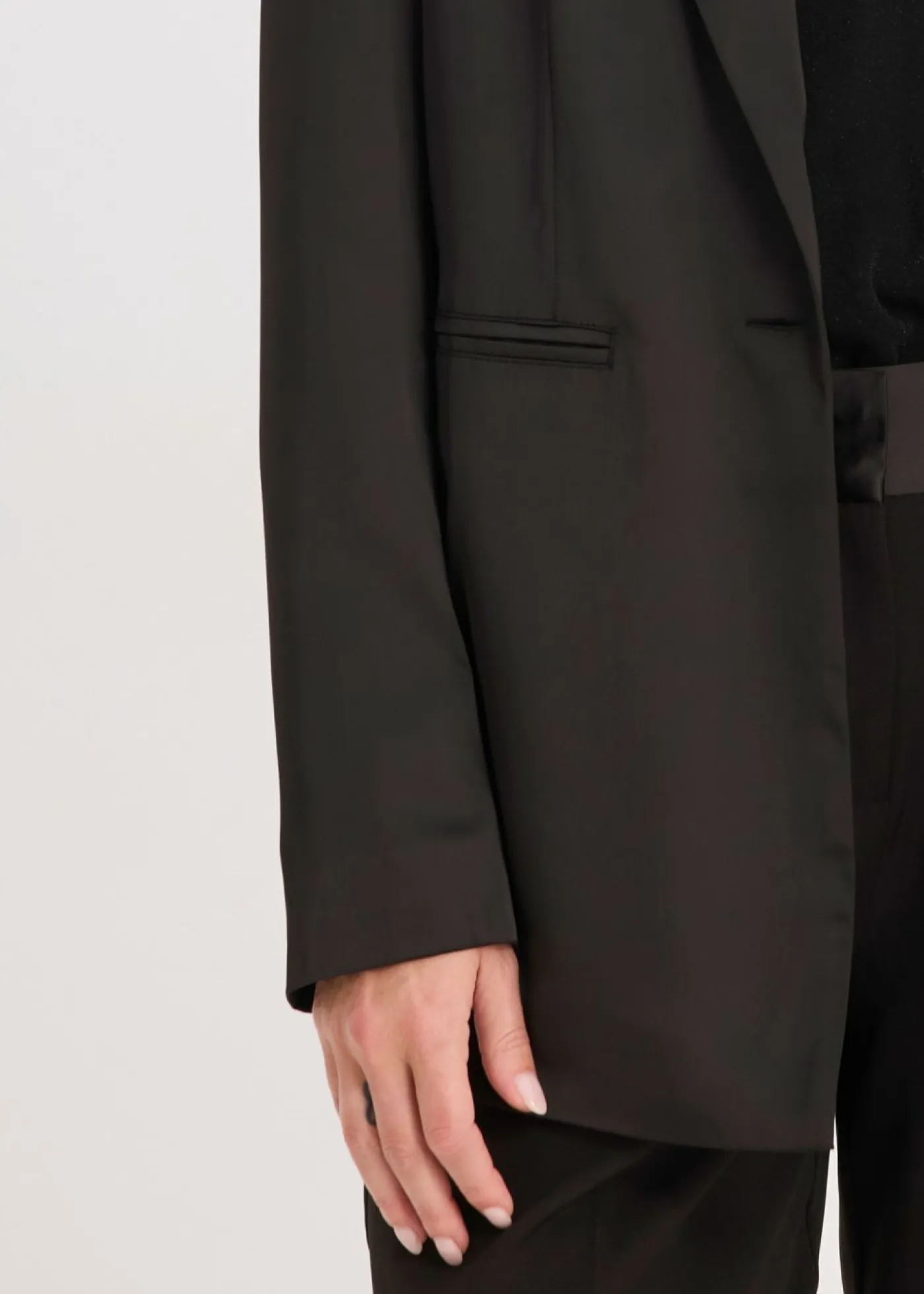 bonprix bonprix Blazers>Americana oversize de satén Negro