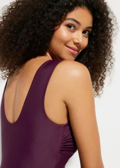 Mujer bonprix bonprix Bañador con efecto moldeador medio y escote en V