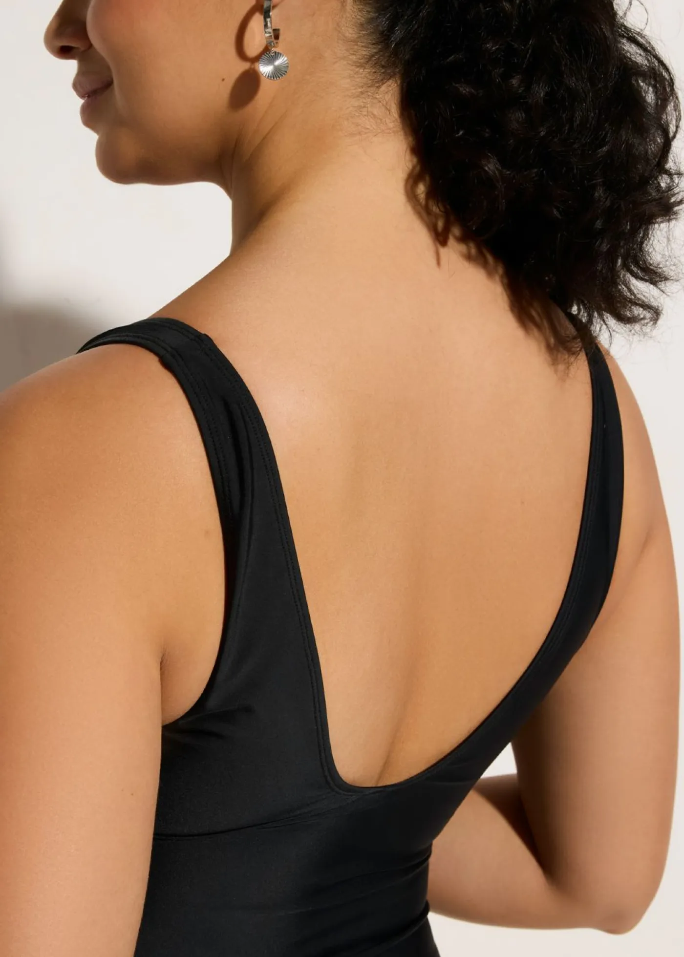 Mujer bonprix bonprix Bañador con efecto moldeador medio e insertos estampados