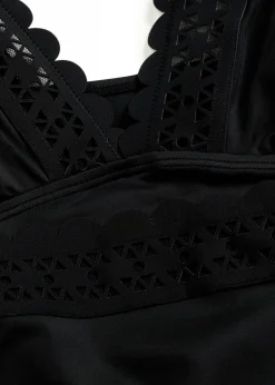bonprix bonprix Bañadores>Bañador con insertos cortados con láser Negro
