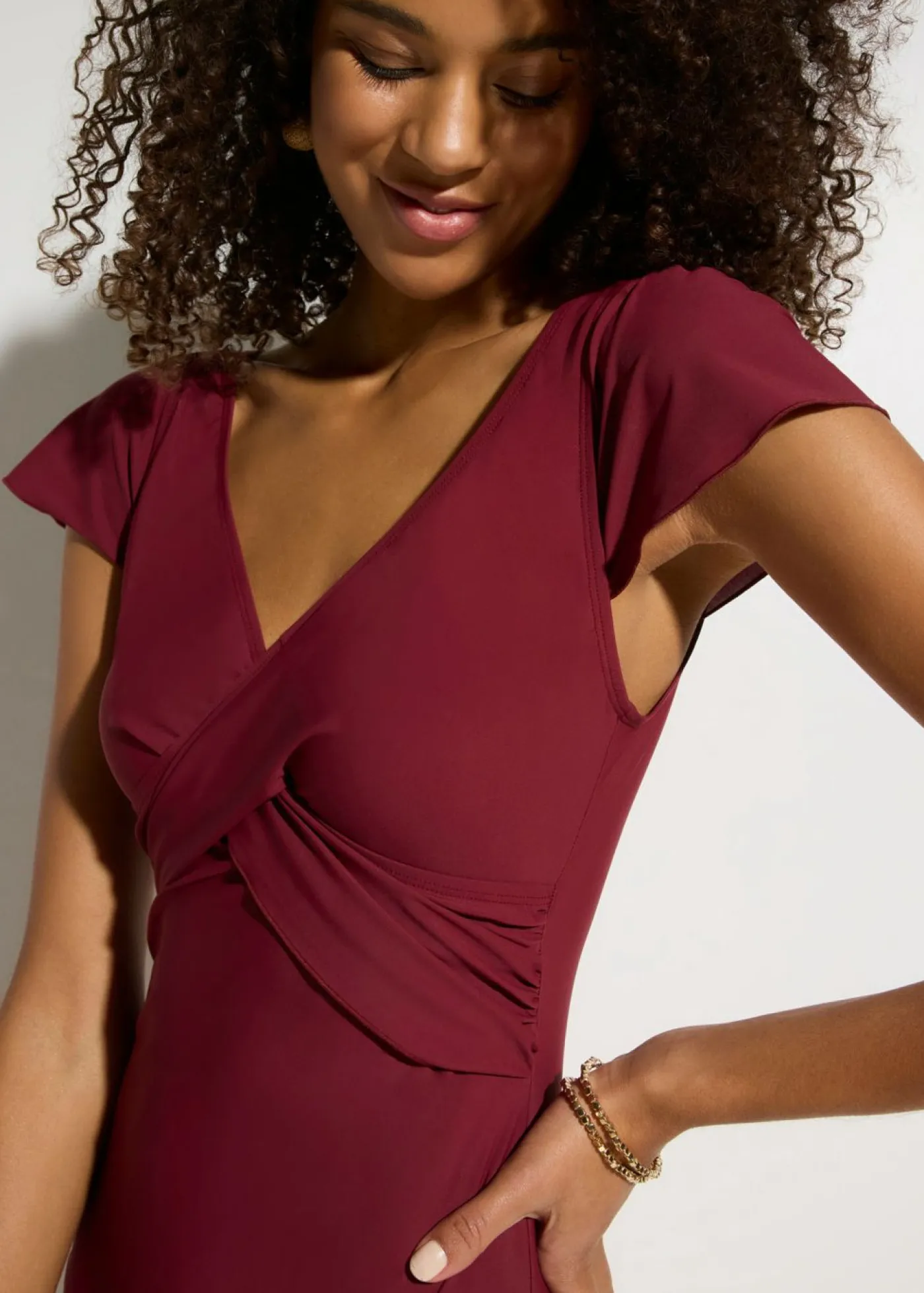 bonprix bonprix Vestidos Moldeadores|Novedades>Bañador con ligero efecto moldeador y diseño cruzado Burdeos