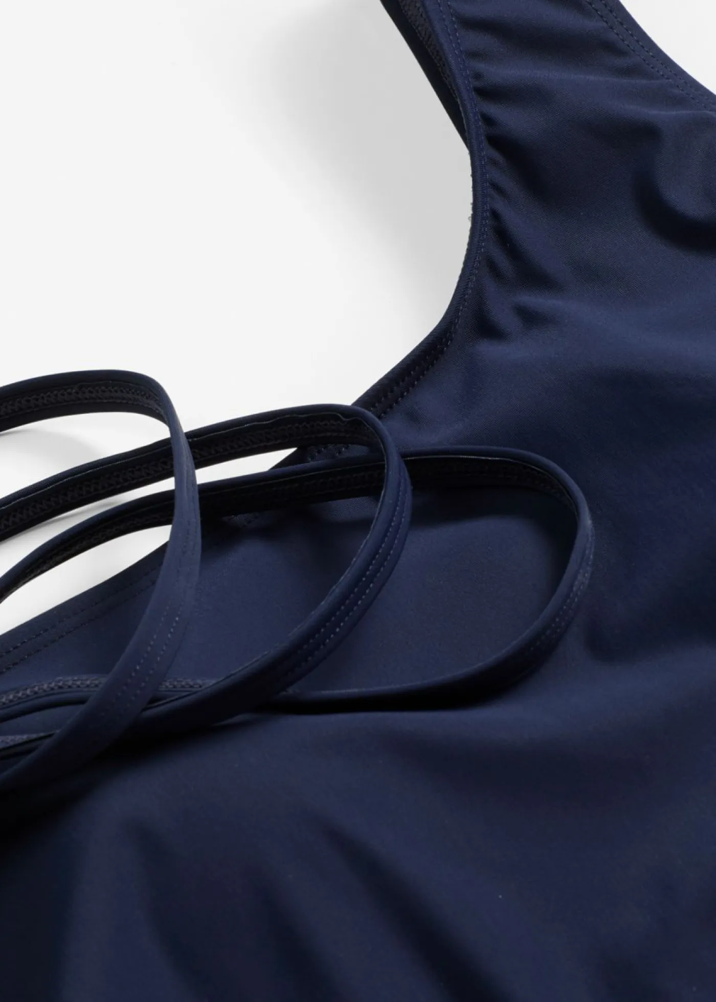 bonprix bonprix Vestidos Moldeadores|Bañadores>Bañador con ligero efecto moldeador de un solo hombro Azul marino