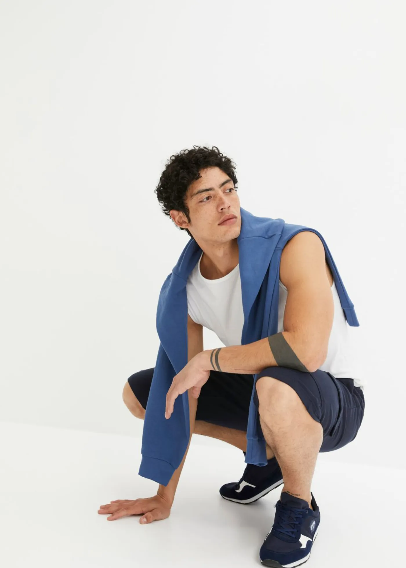 bonprix bonprix Shorts|Básicos En Rebajas>Bermuda de chándal tipo cargo de algodón orgánico puro Azul marino