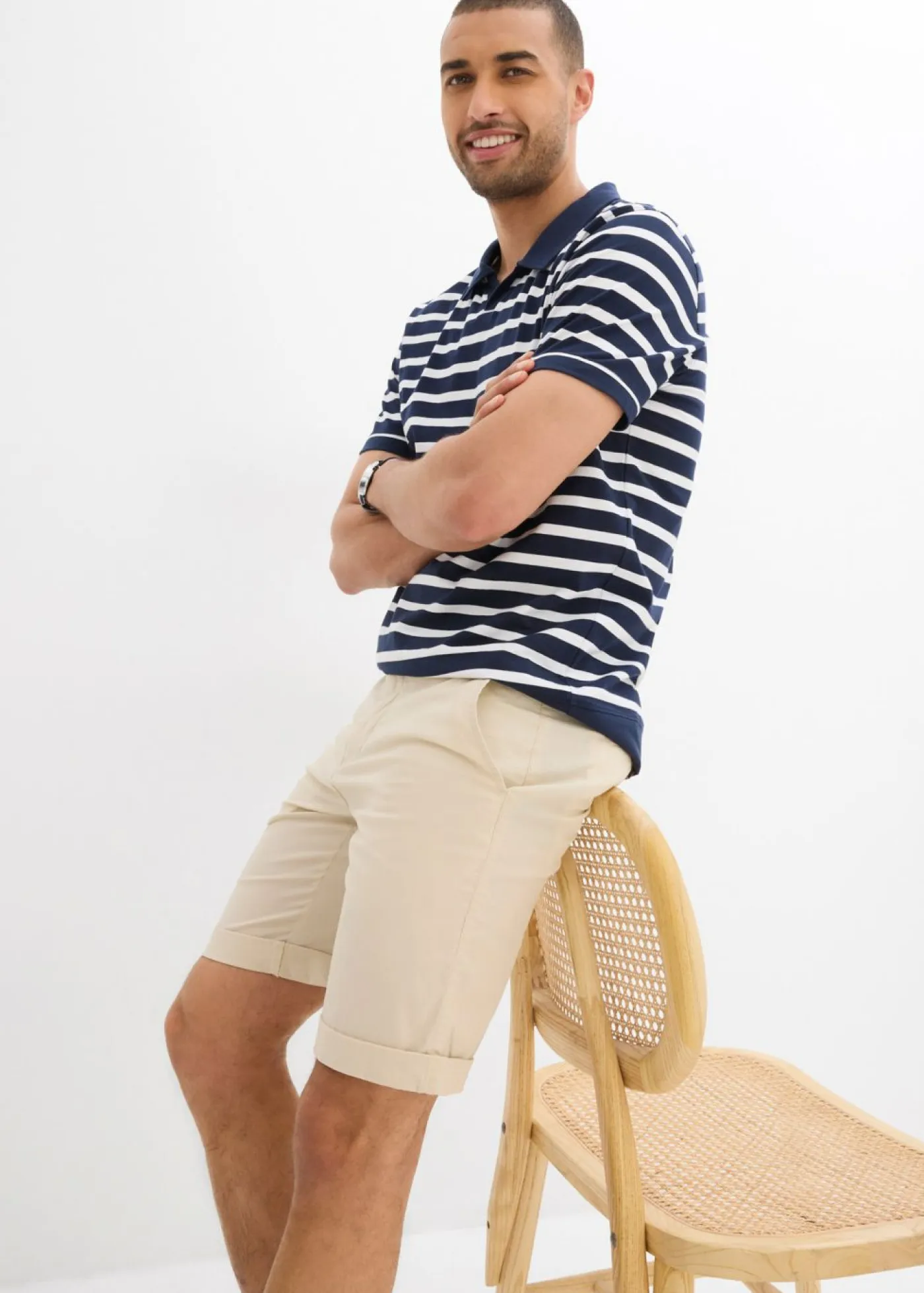 bonprix bonprix Shorts|Básicos En Rebajas>Bermuda tipo chino de corte regular Arena claro