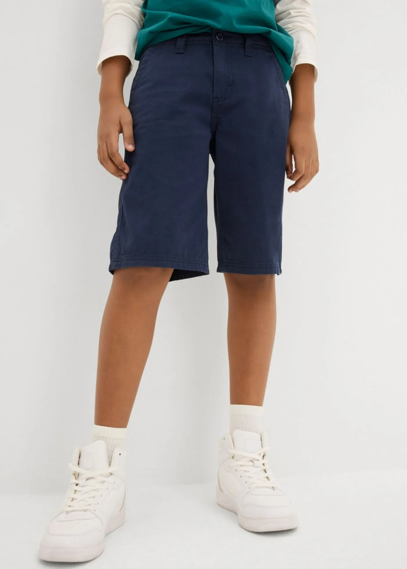 bonprix bonprix Ropa 9 A 16 Años·Shorts>Bermuda tipo chino de corte regular Azul marino
