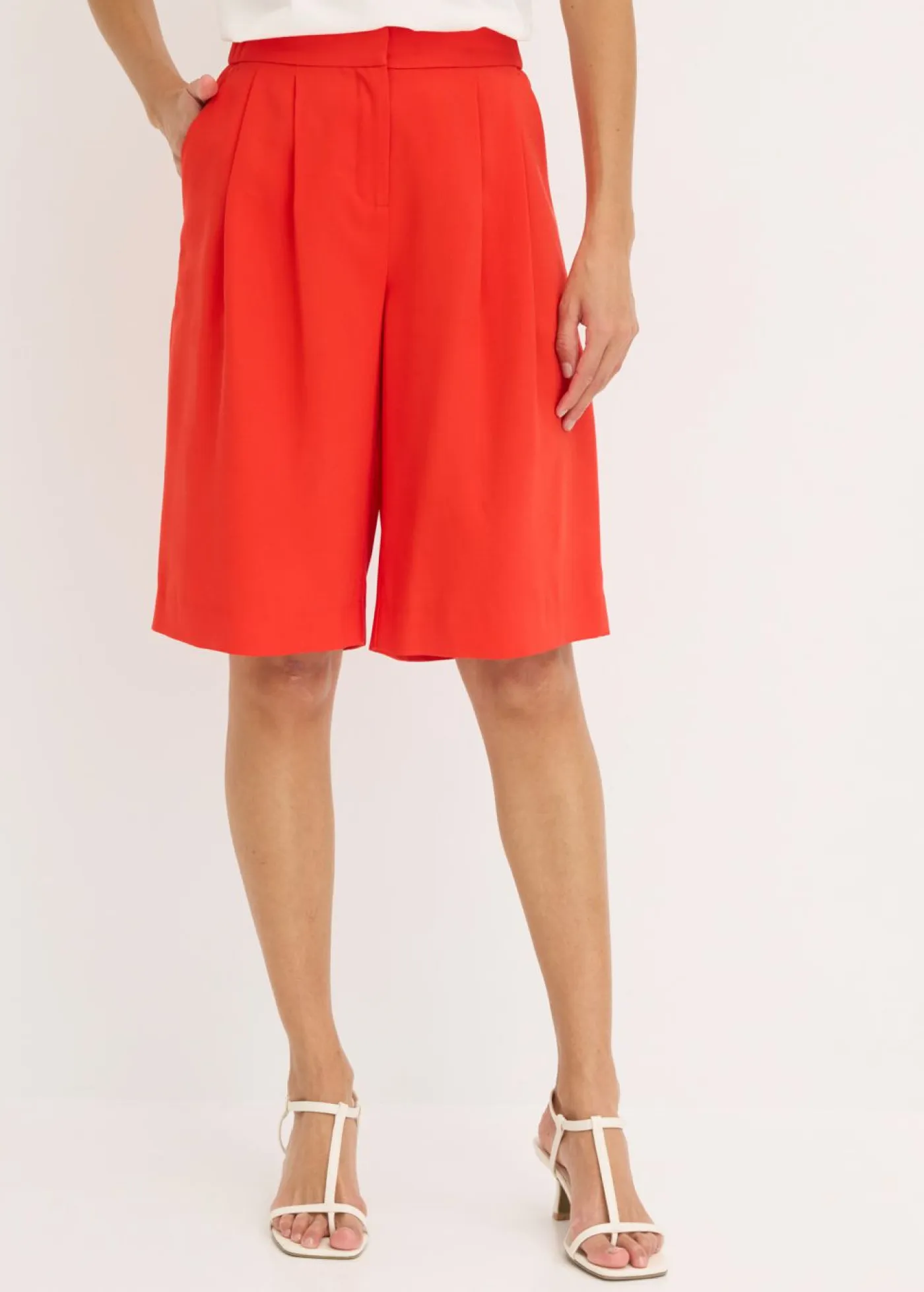 bonprix bonprix Shorts|Pantalones>Bermudas fresa