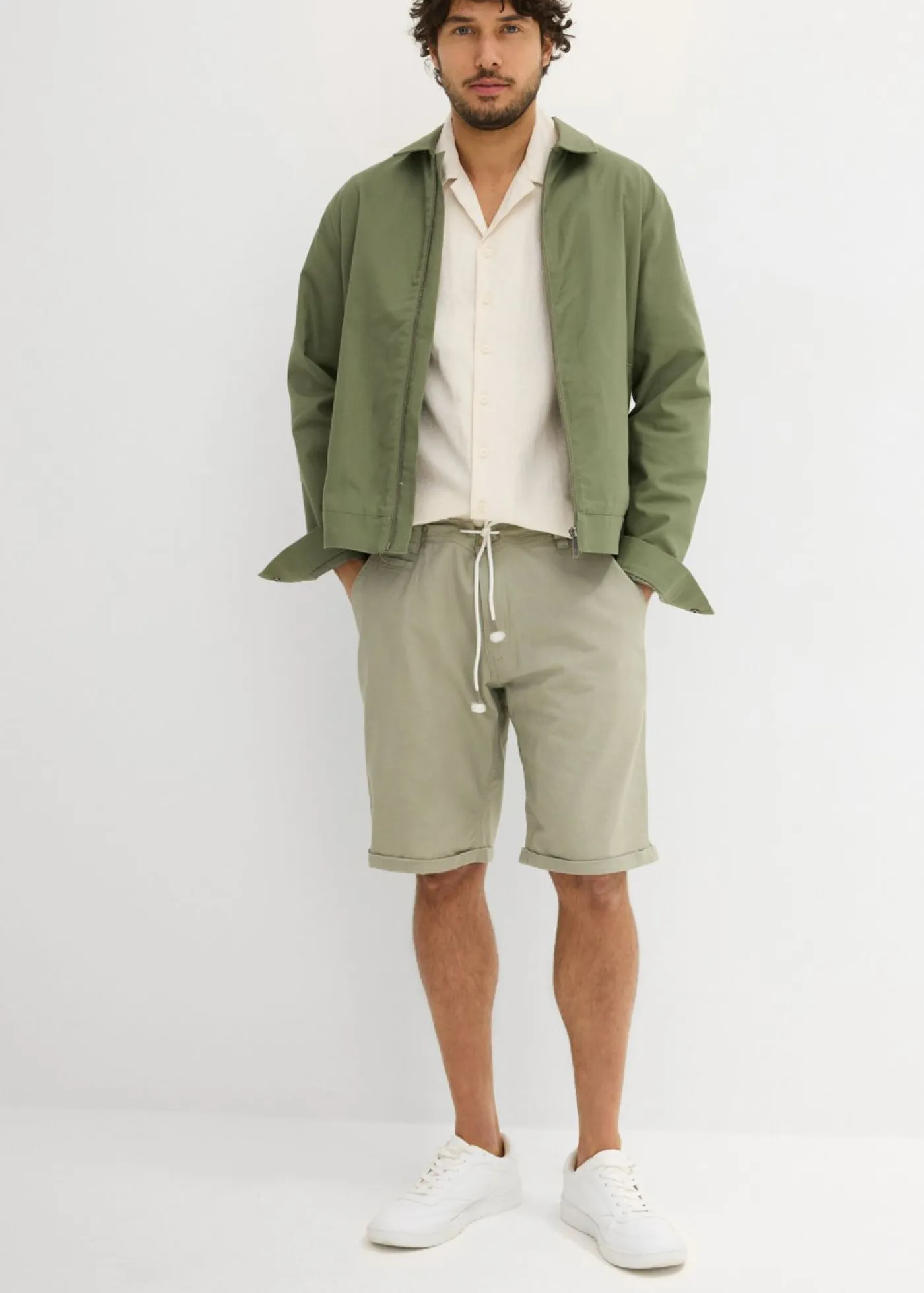 Hombre bonprix bonprix Bermudas con lino y corte regular