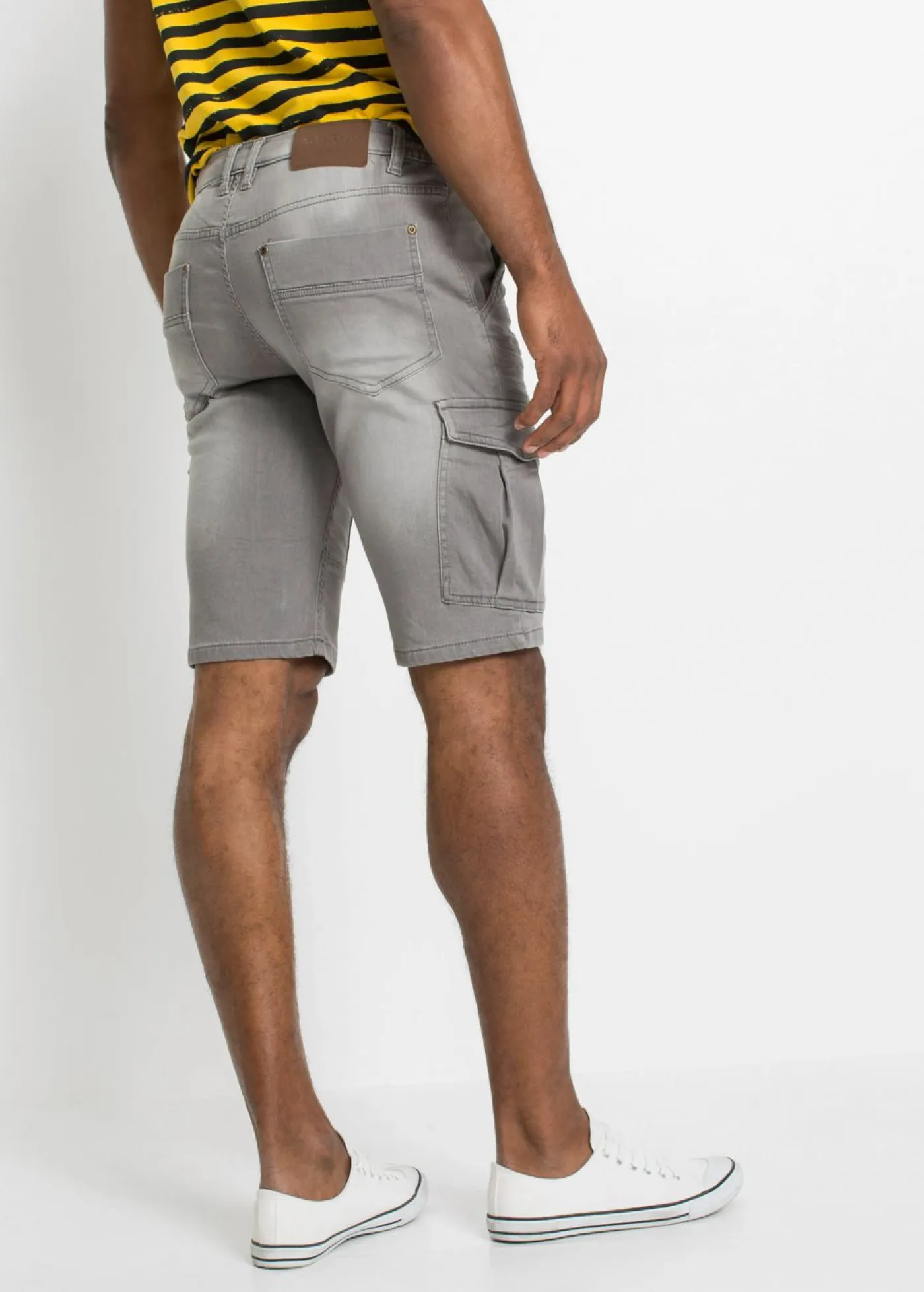 bonprix bonprix Shorts|Vaqueros>Bermudas de chándal estilo vaquero, regular fit Vaquero gris claro