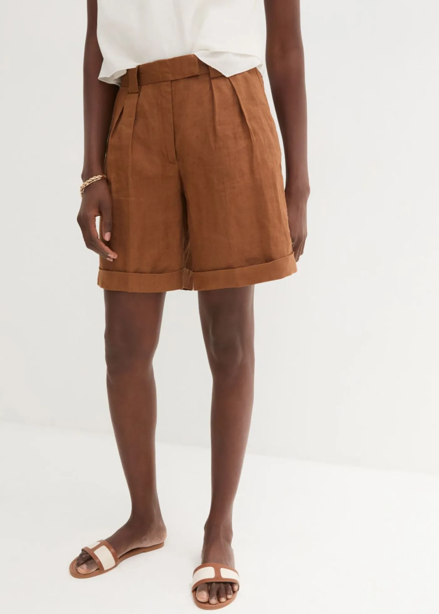 bonprix bonprix Premium|Shorts>Bermudas de lino puro Marrón coñac