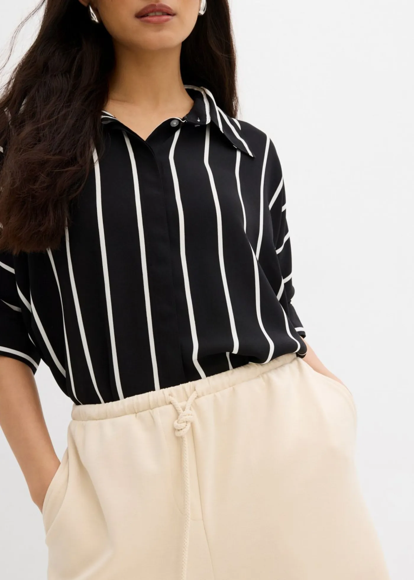 bonprix bonprix Esenciales|Shorts>Bermudas de neopreno gris guijarro