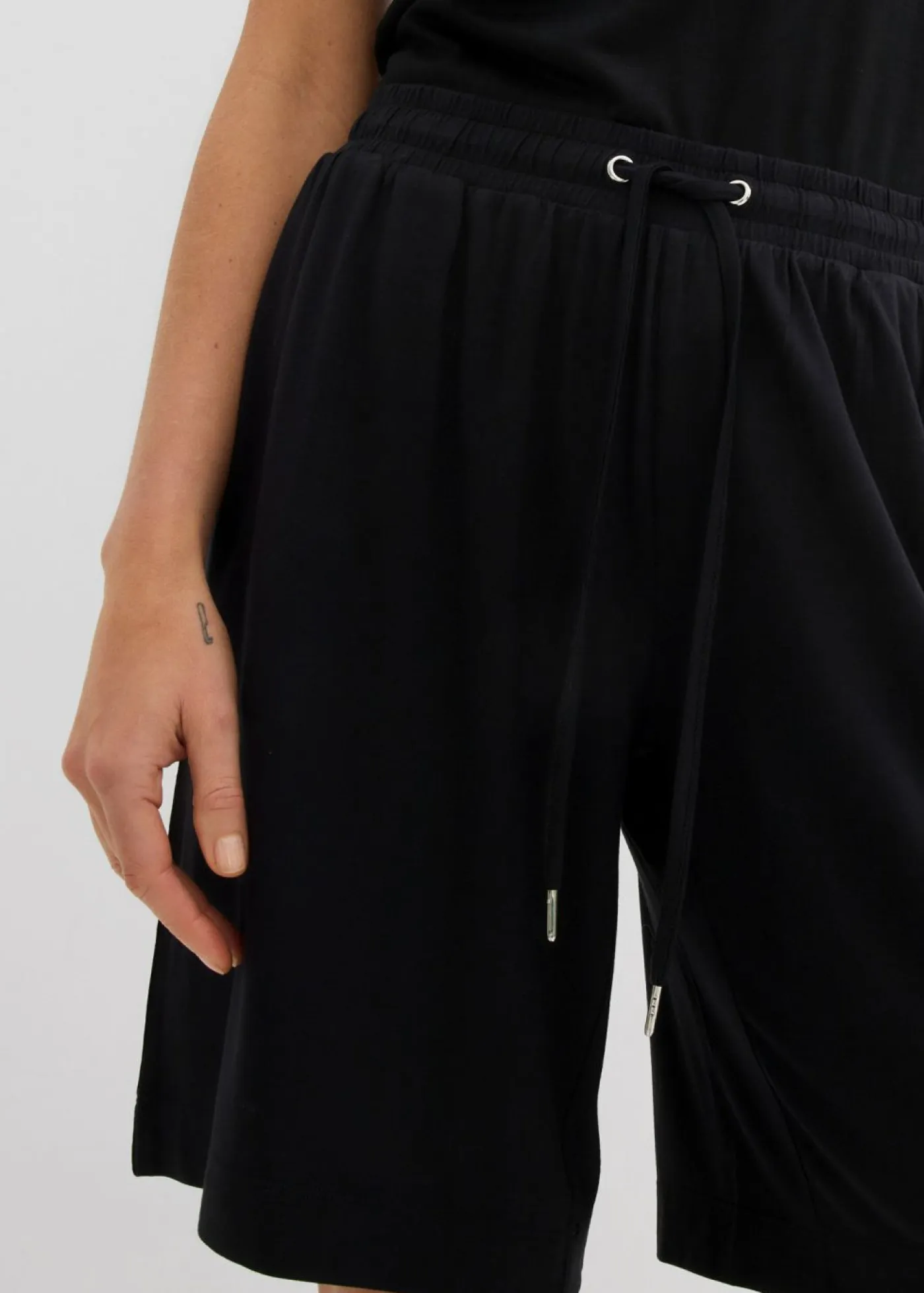 Mujer bonprix bonprix Bermudas de punto de viscosa fluida