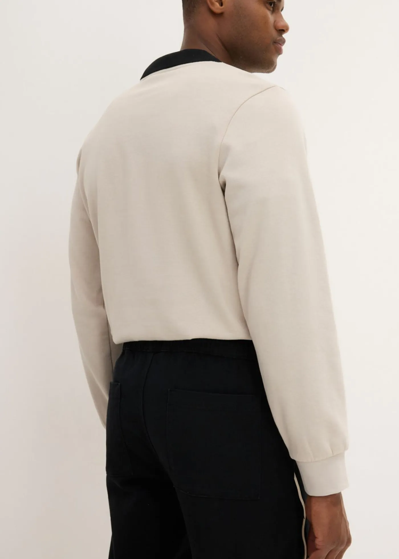 bonprix bonprix Shorts|Pantalones>Bermudas elásticas sin cierre con corte holgado Negro-blanco lana