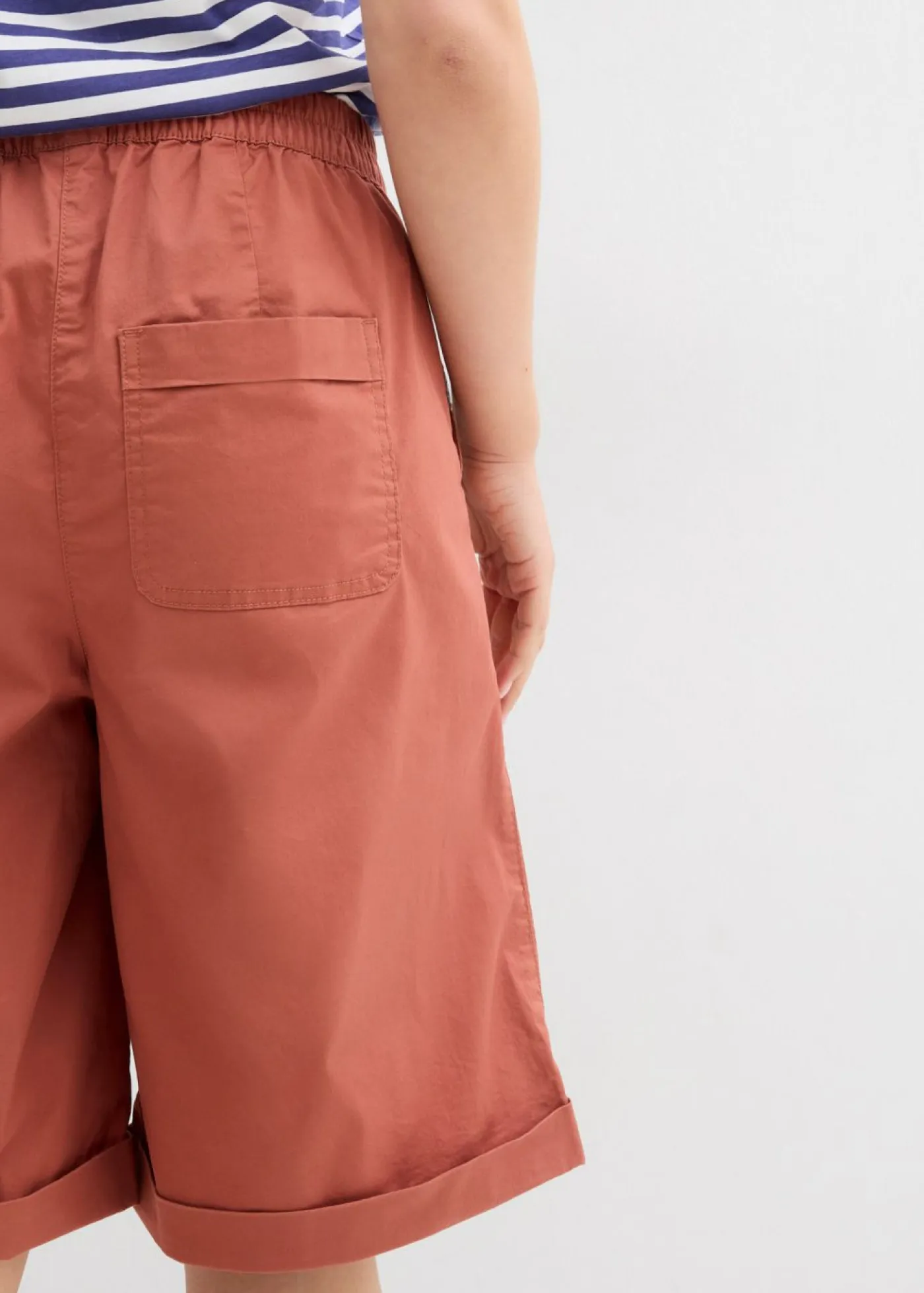 bonprix bonprix Shorts|Pantalones>Bermudas papertouch de mezcla de algodón Coñac