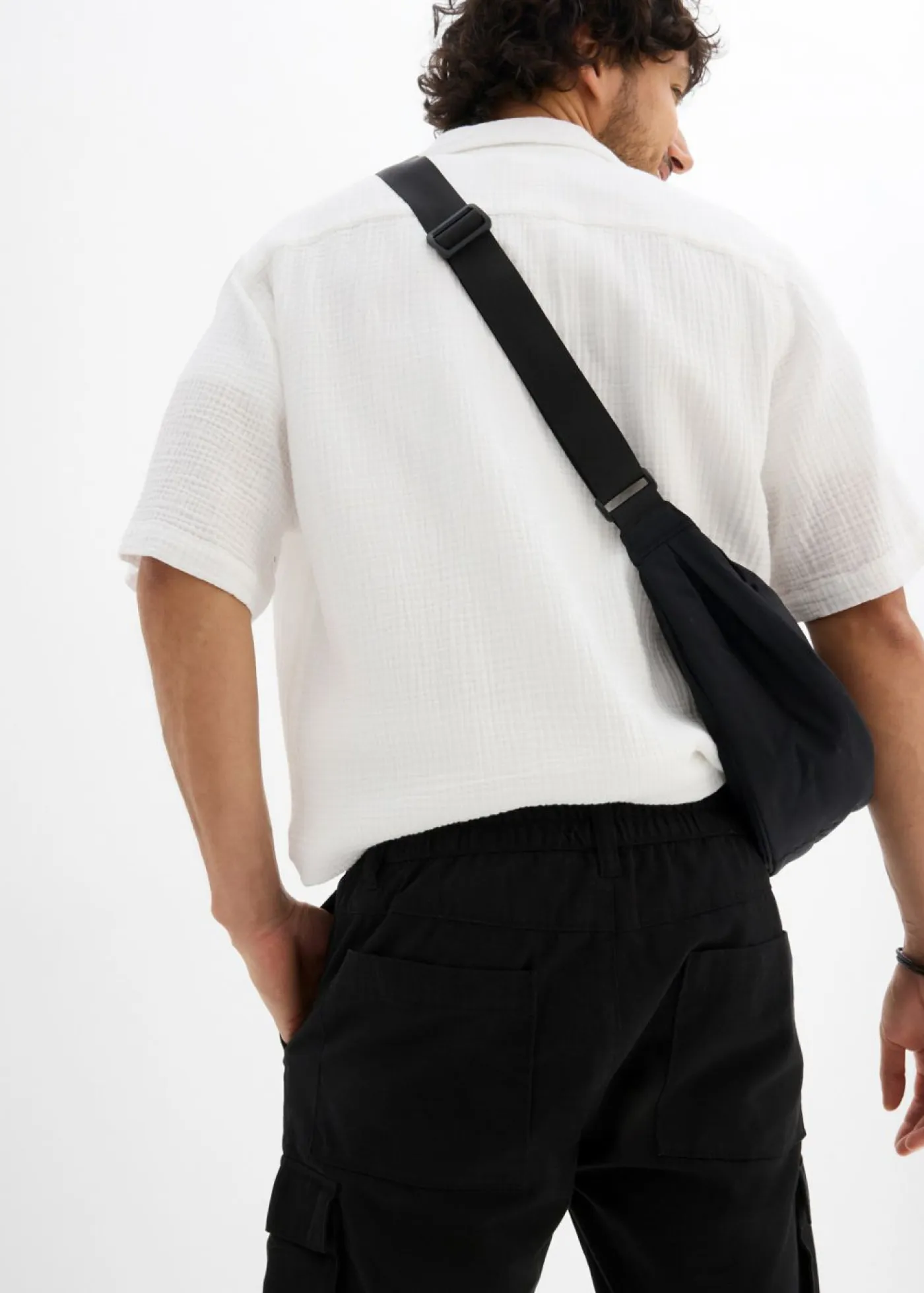 Hombre bonprix bonprix Bermudas tipo cargo con cinturilla elástica y corte regular