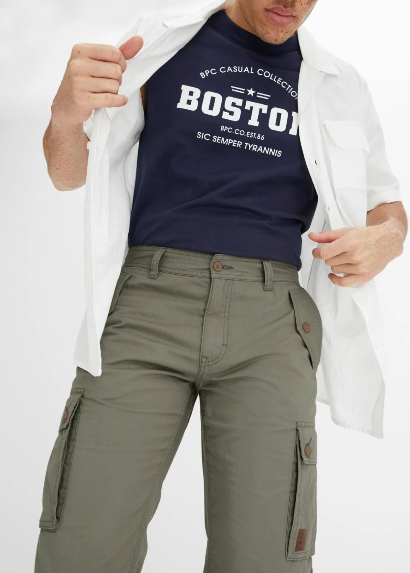 bonprix bonprix Shorts|Pantalones>Bermudas tipo cargo de algodón puro con corte regular verde oliva mate