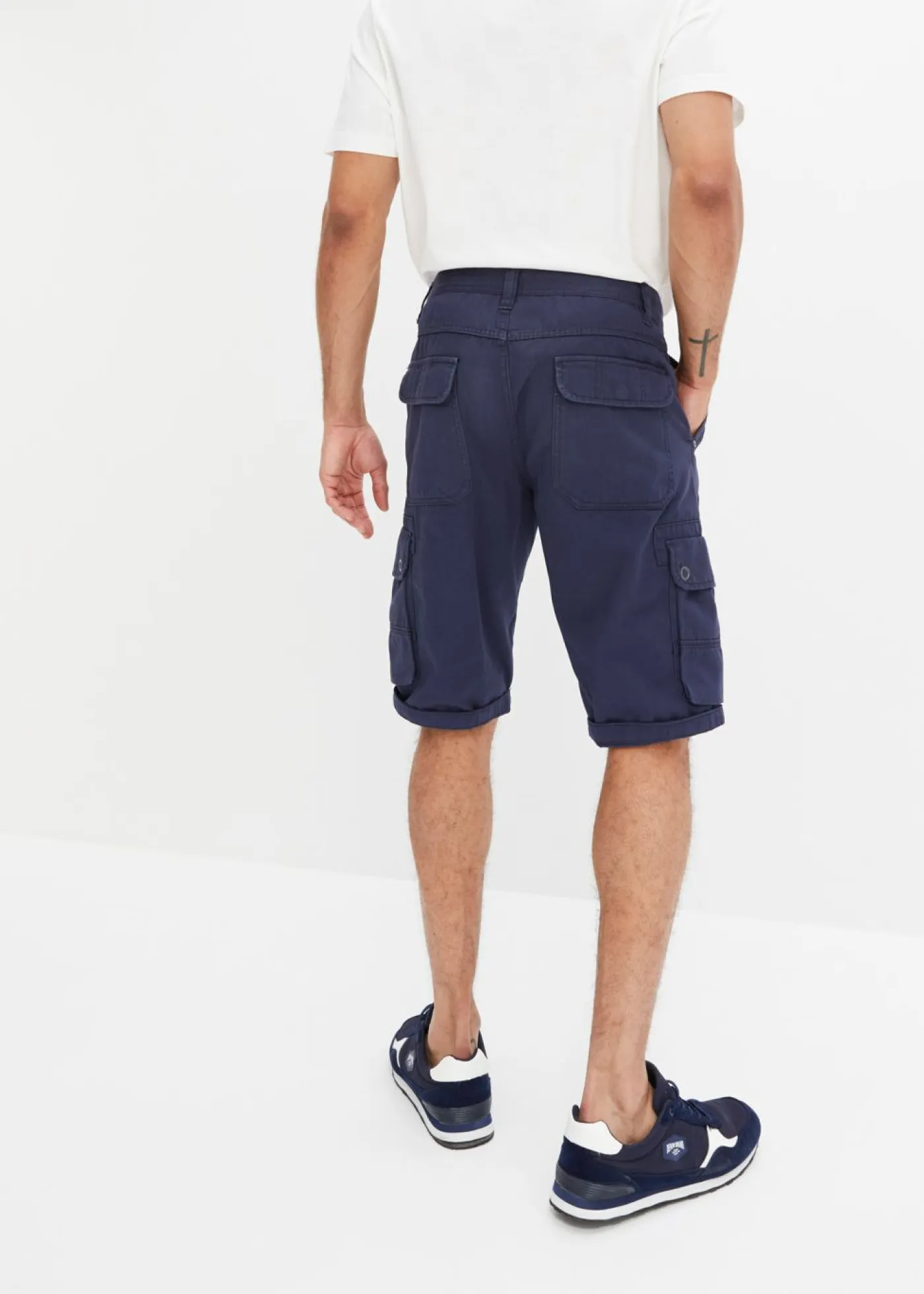 bonprix bonprix Shorts|Pantalones>Bermudas tipo cargo de algodón puro con corte regular Azul marino