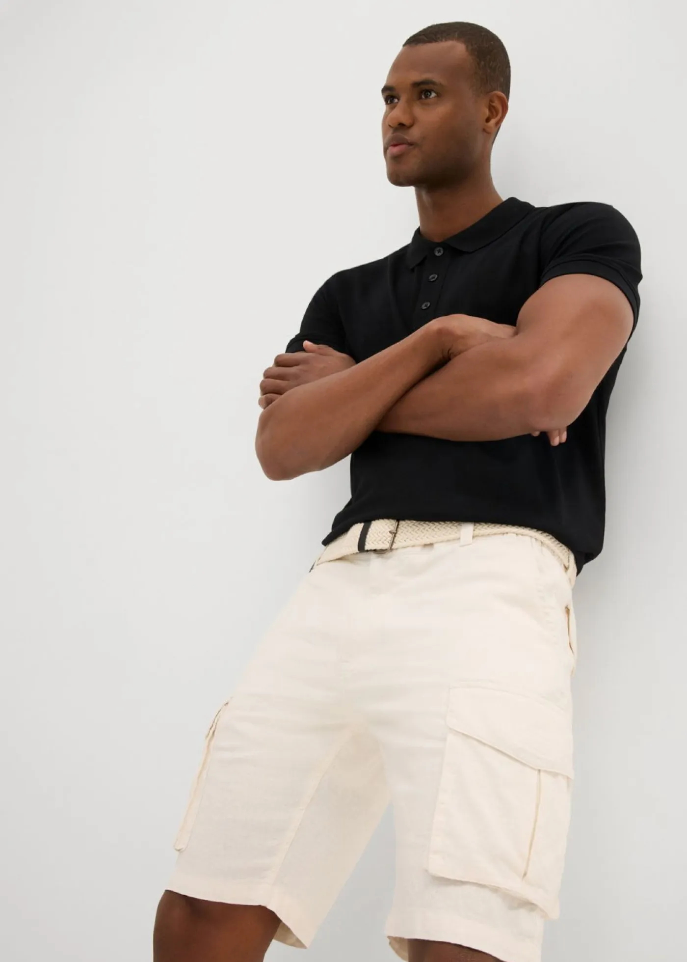 Hombre bonprix bonprix Bermudas tipo cargo de mezcla de lino con corte regular y cinturón