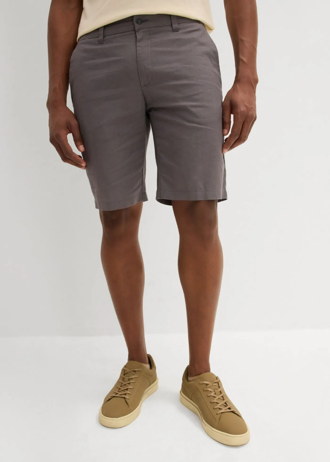 bonprix bonprix Shorts|Pantalones>Bermudas tipo chino con lino y corte regular Gris ahumado