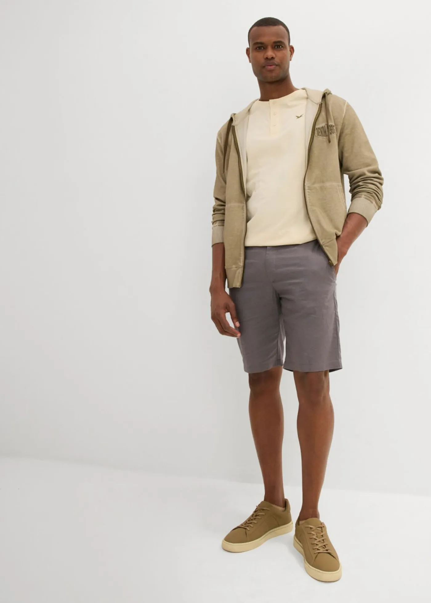 bonprix bonprix Shorts|Pantalones>Bermudas tipo chino con lino y corte regular Gris ahumado
