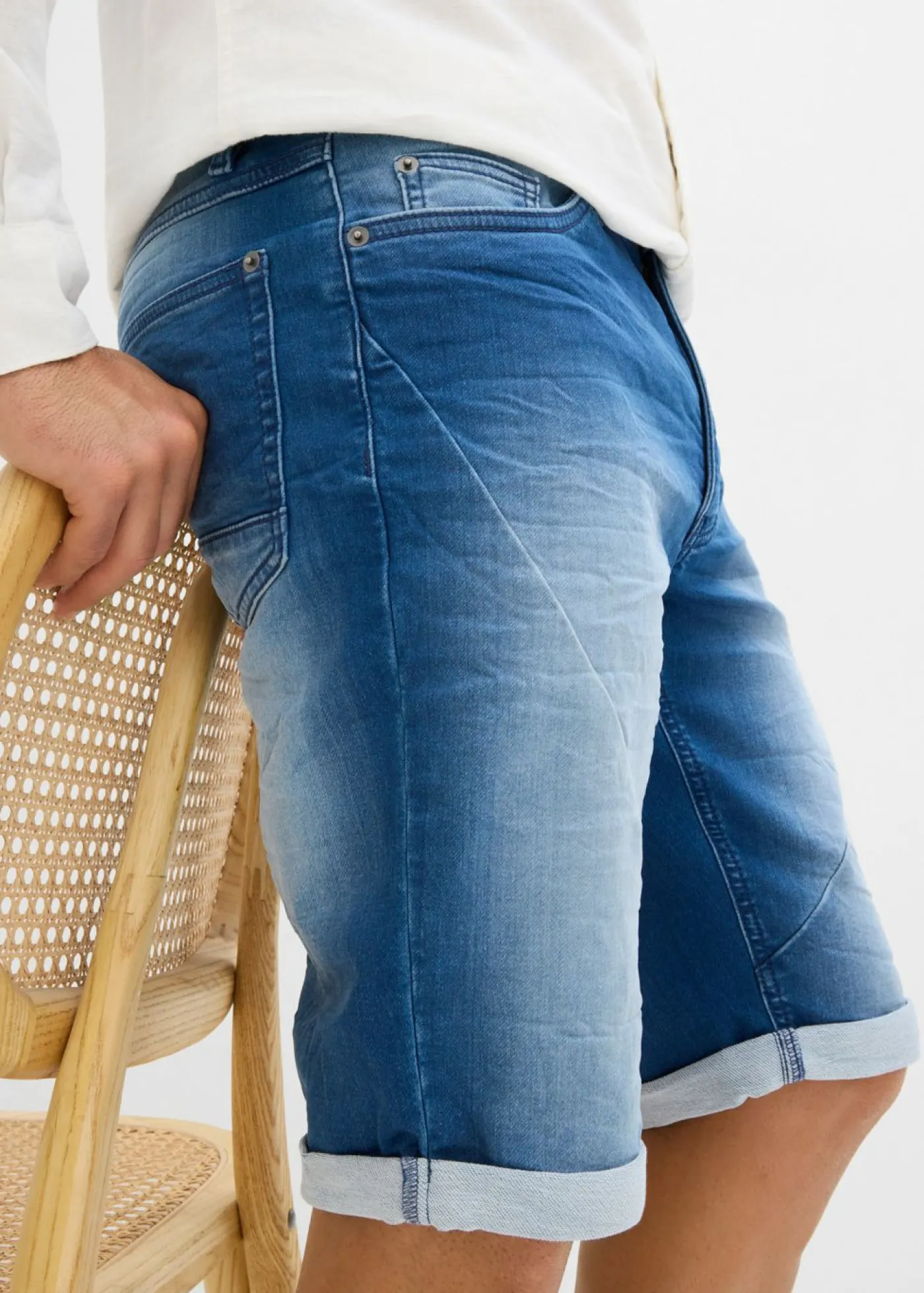 bonprix bonprix Shorts|Vaqueros>Bermudas vaqueras tipo chándal con corte relajado azul medio denim usado