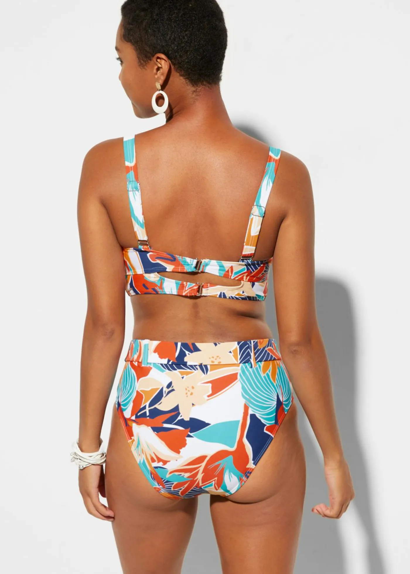 bonprix bonprix Copas Grandes (D-G)>Bikini con aros (2 piezas) Blanco-azul-coral estampado