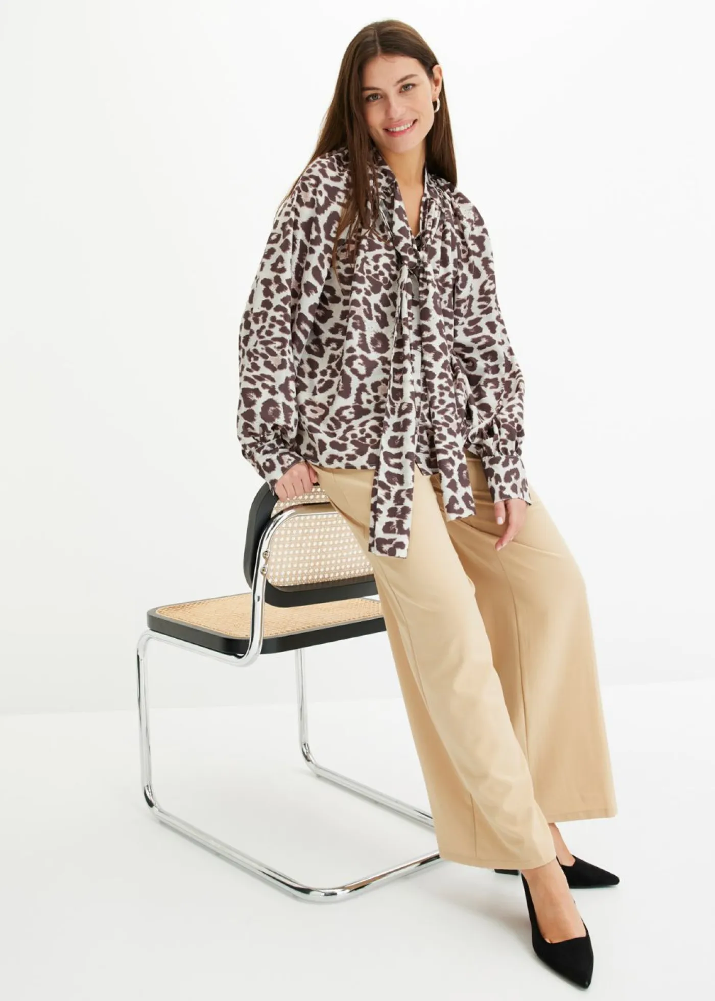 bonprix bonprix Camisas Y Blusas>Blusa con lazo estampado leo arena