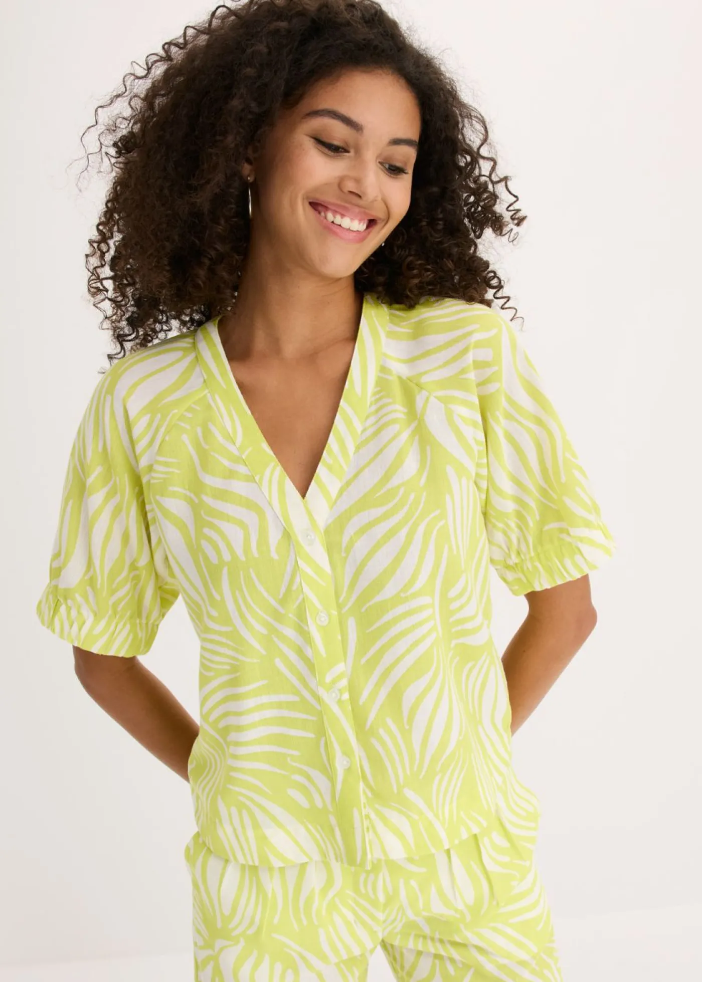 bonprix bonprix Camisas Y Blusas>Blusa de manga corta con aspecto de lino amarillo cítrico-blanco lana