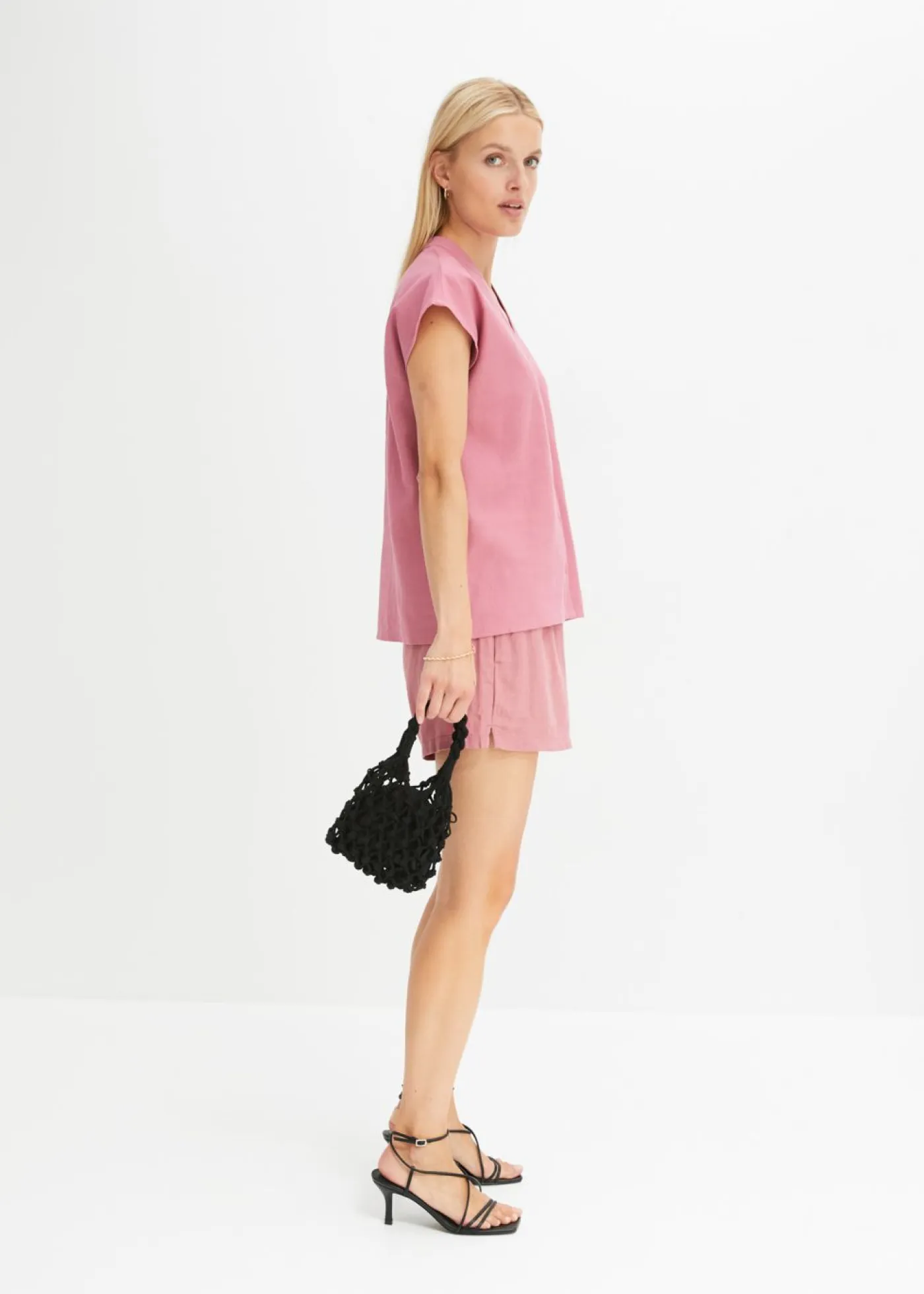 Mujer bonprix bonprix Blusa de manga corta de mezcla de lino vaporoso