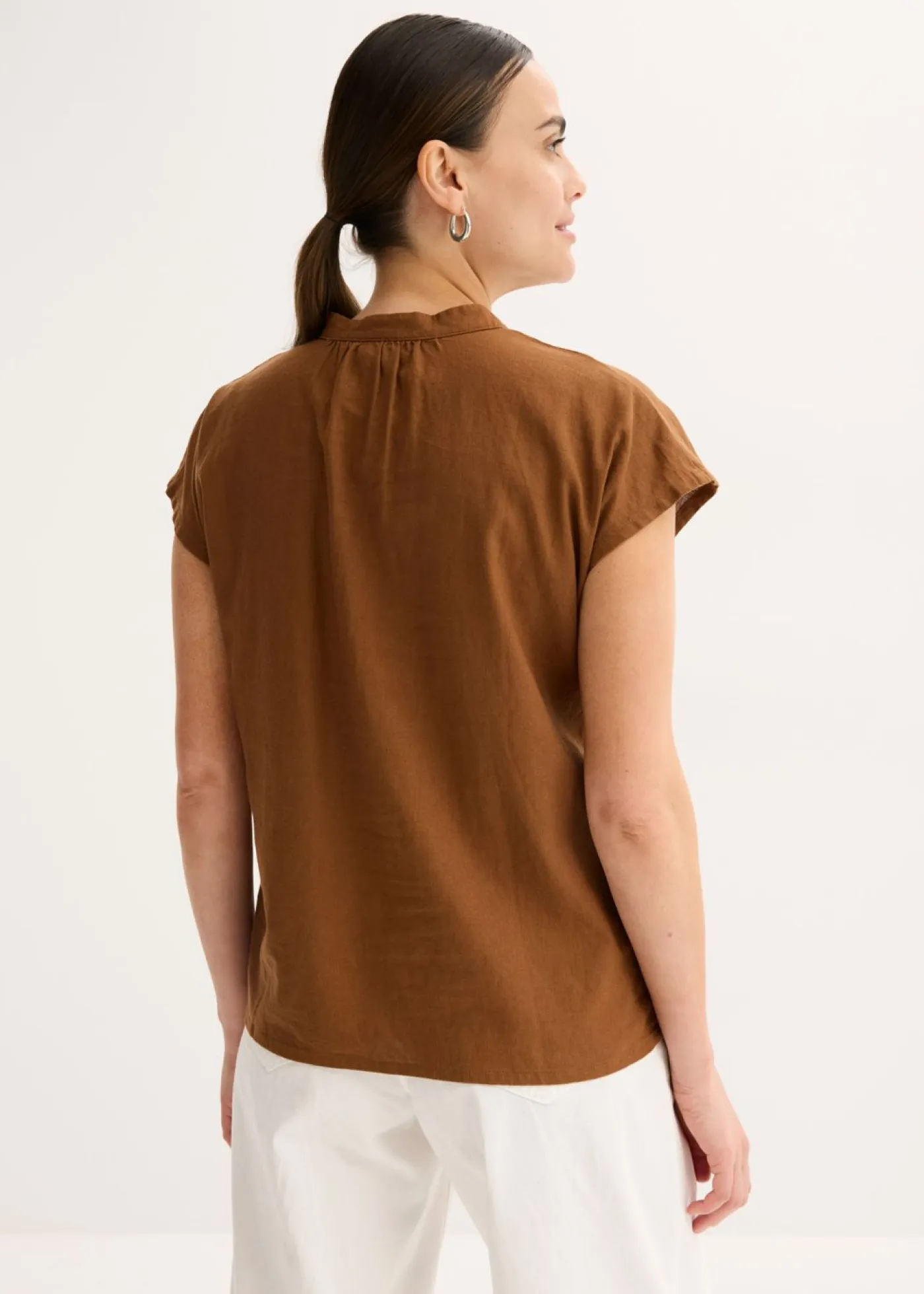 bonprix bonprix Camisas Y Blusas>Blusa de manga corta de mezcla de lino vaporoso marrón