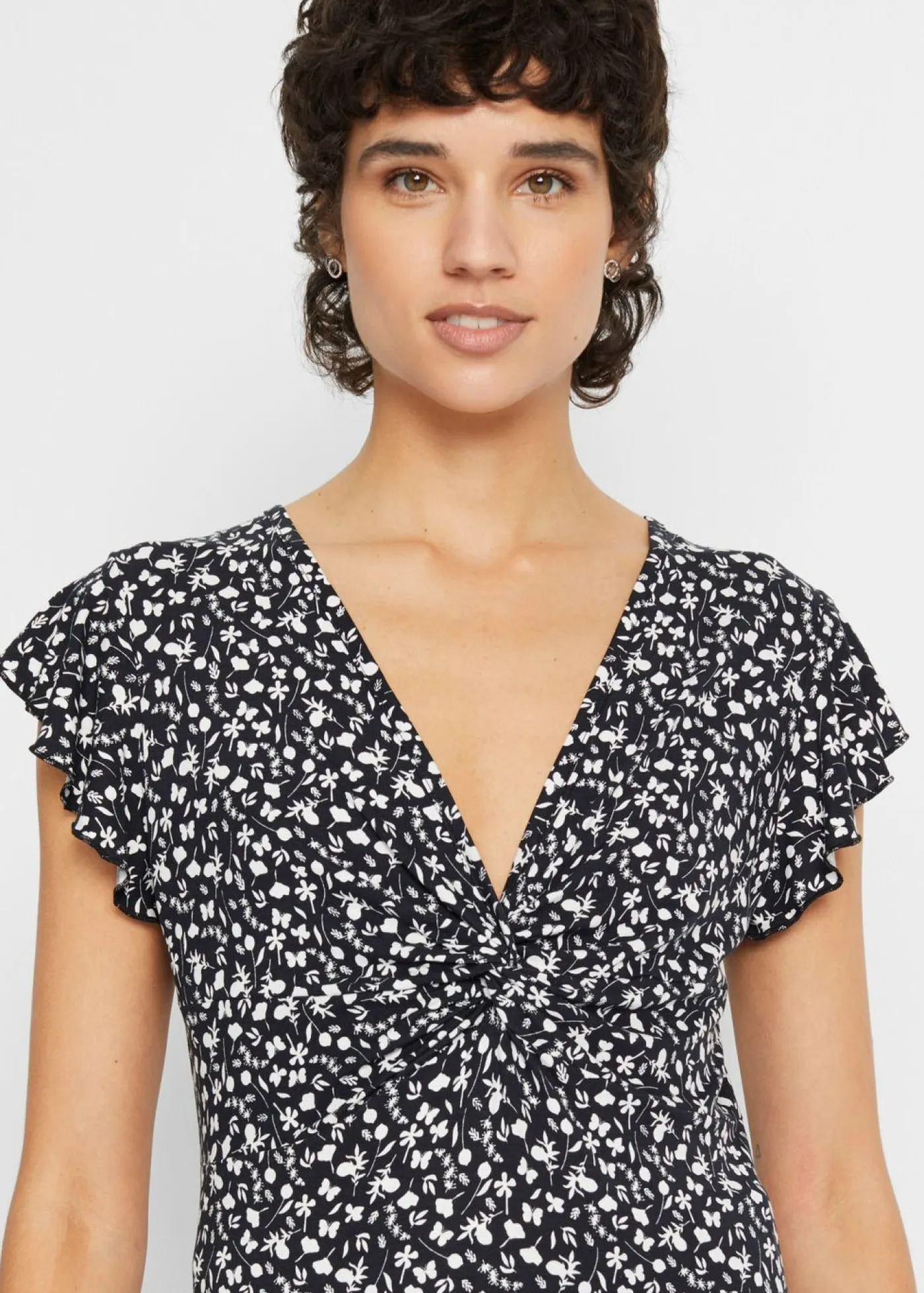 bonprix bonprix Camisetas|Novedades>Blusa de mezcla de viscosa Rosa-blanco de flores