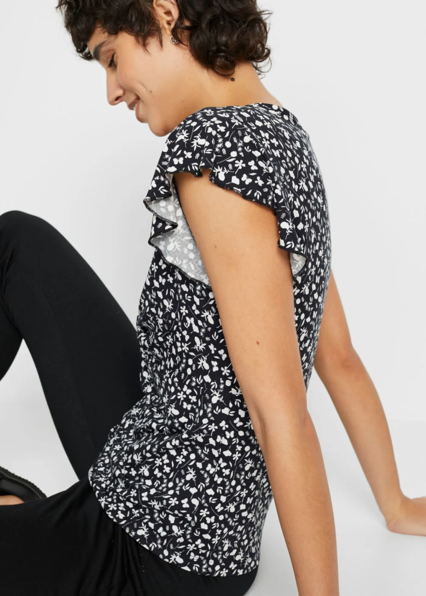 bonprix bonprix Camisetas|Novedades>Blusa de mezcla de viscosa Rosa-blanco de flores