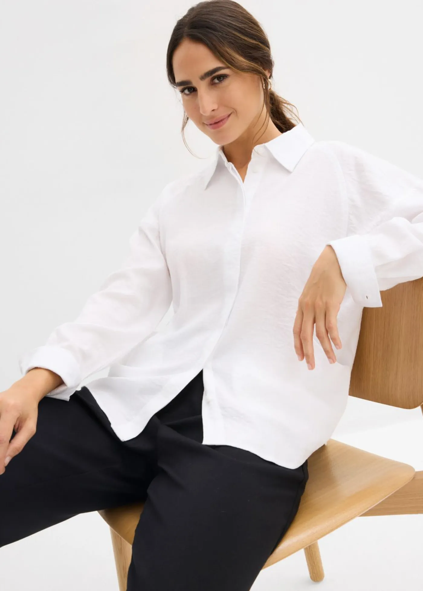 bonprix bonprix Camisas Y Blusas>Blusa de mezcla de viscosa con bolsillos Blanco