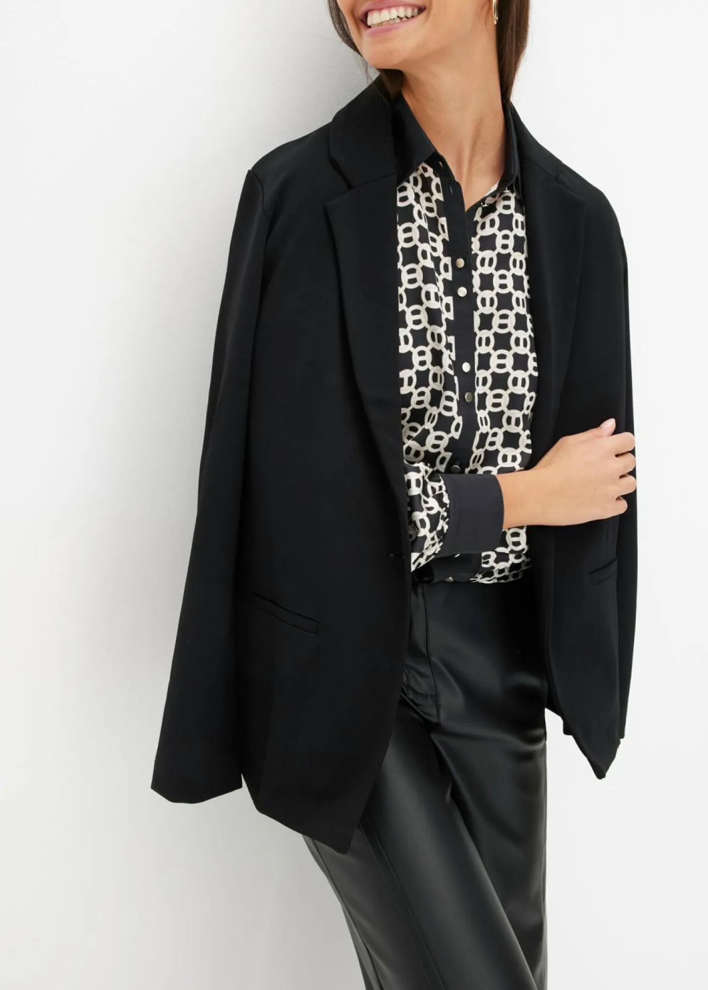 bonprix bonprix Camisas Y Blusas|Novedades>Blusa de satén Negro-blanco lana