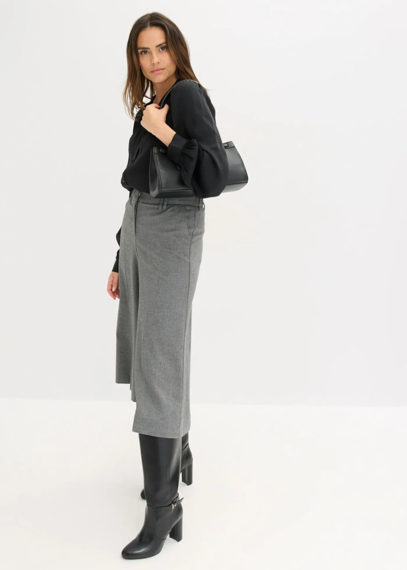 Mujer bonprix bonprix Blusa de satén con cintas de encaje