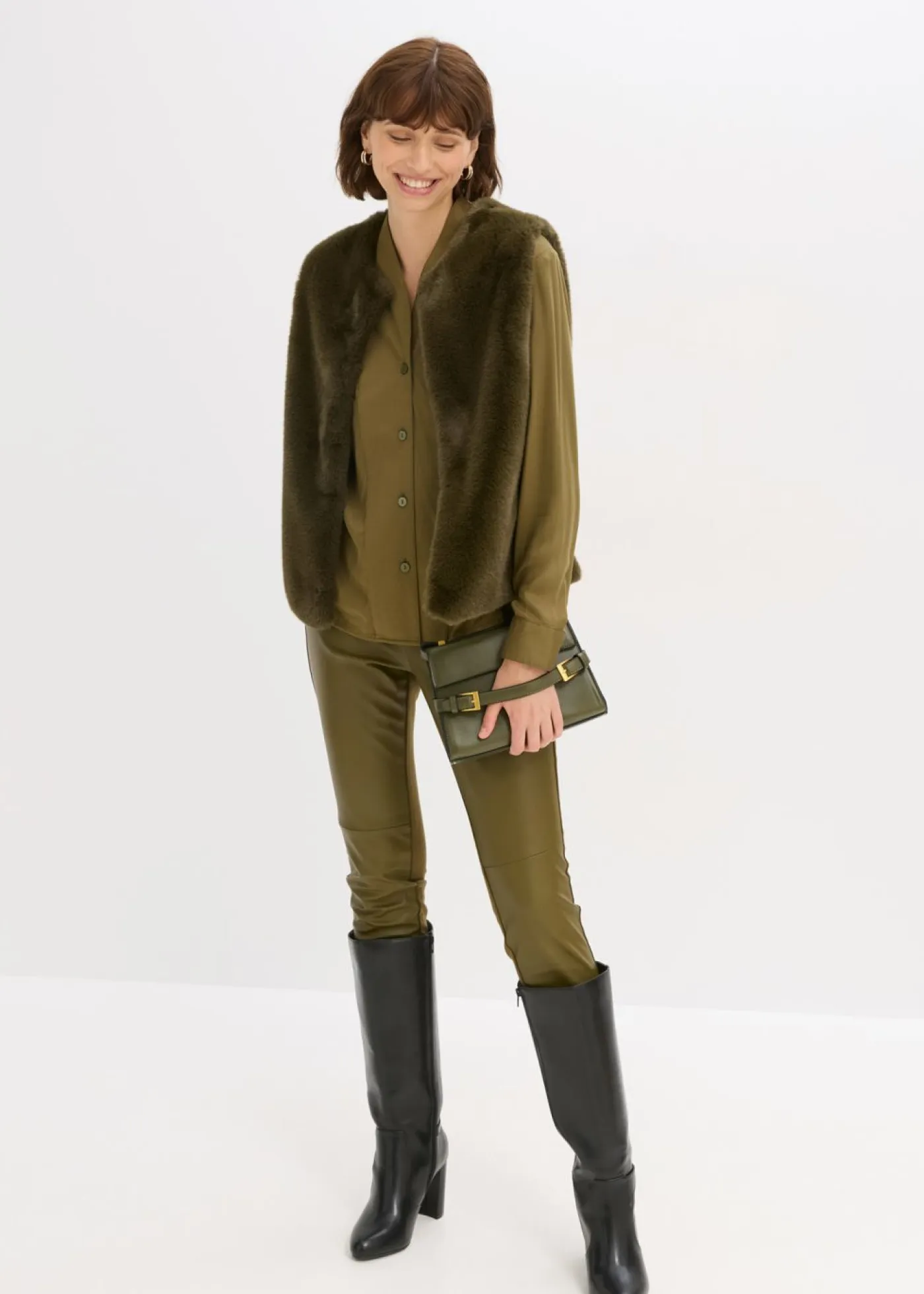 bonprix bonprix Camisas Y Blusas>Blusa de satén fluido Oliva