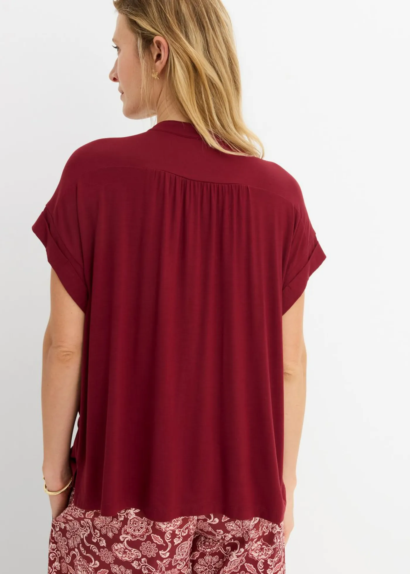 bonprix bonprix Camisetas>Blusa de suave mezcla de viscosa Rojo rubí