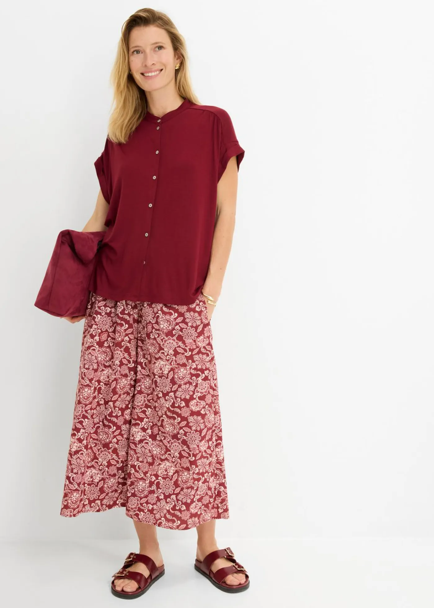 bonprix bonprix Camisetas>Blusa de suave mezcla de viscosa Rojo rubí