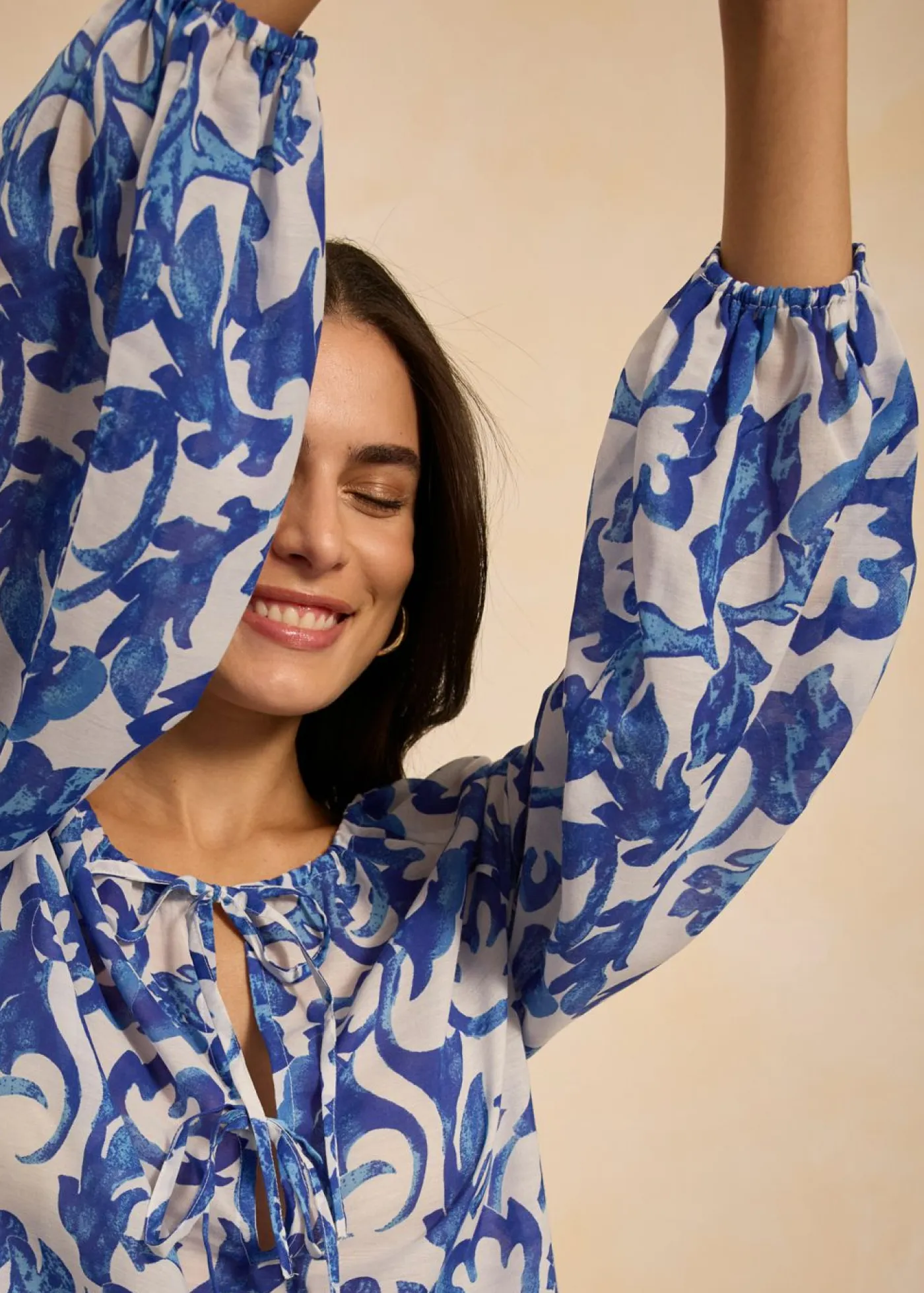 bonprix bonprix Camisas Y Blusas>Blusa de túnica estampada Blanco-azul