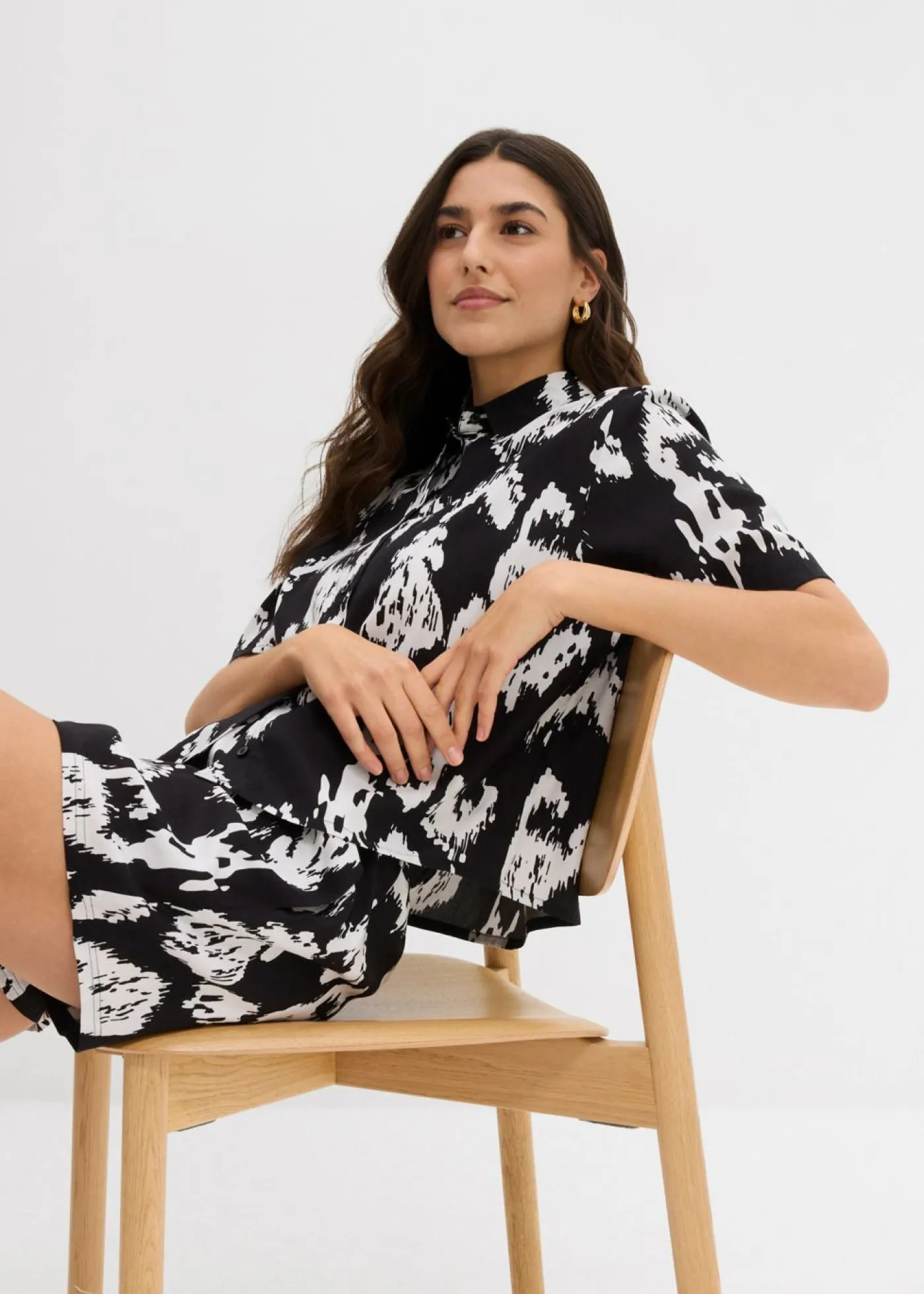 bonprix bonprix Camisas Y Blusas>Blusa de viscosa con estampado étnico Negro-blanco lana