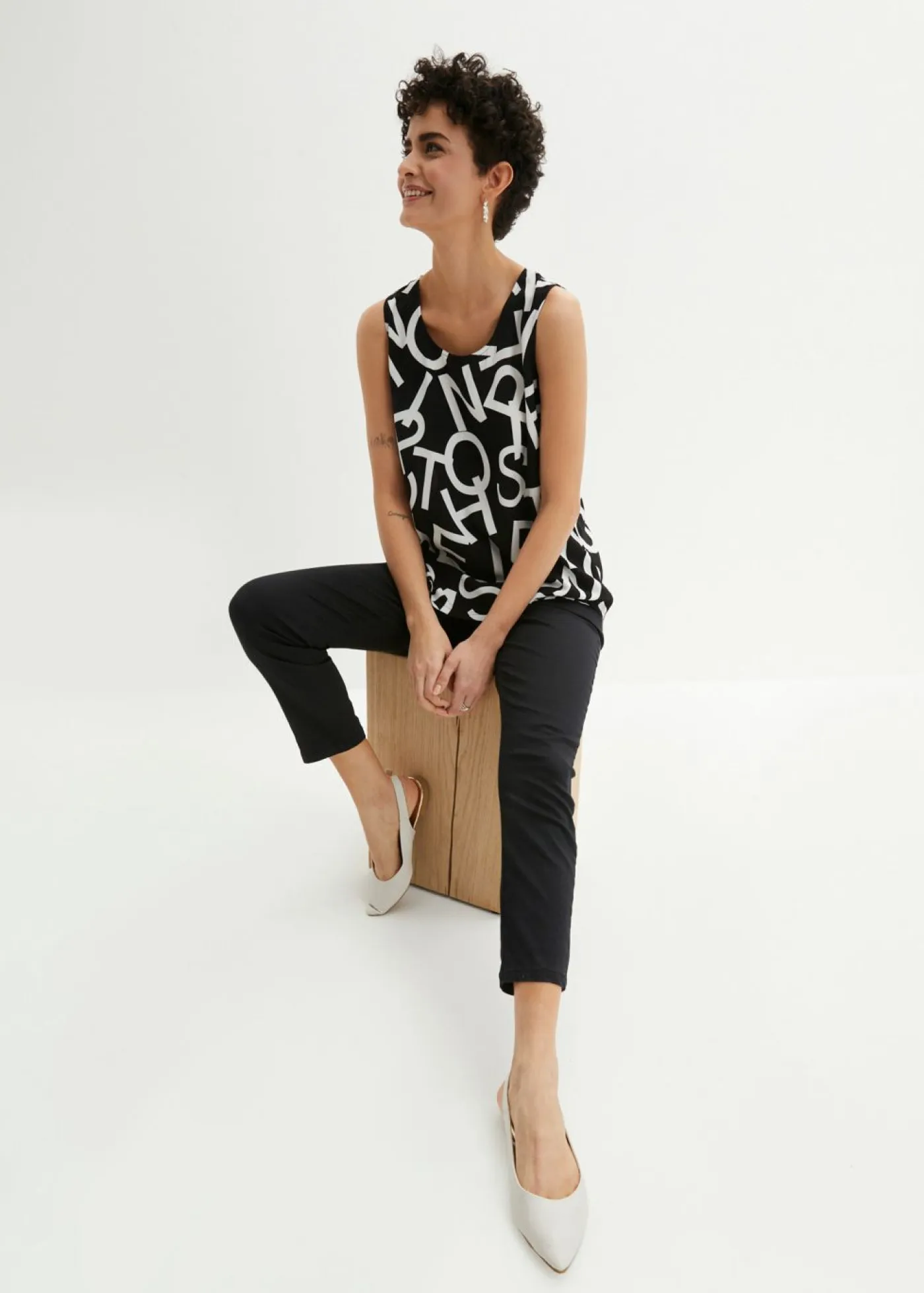 bonprix bonprix Camisas Y Blusas|Camisetas>Blusa de viscosa fluida Blanco-negro