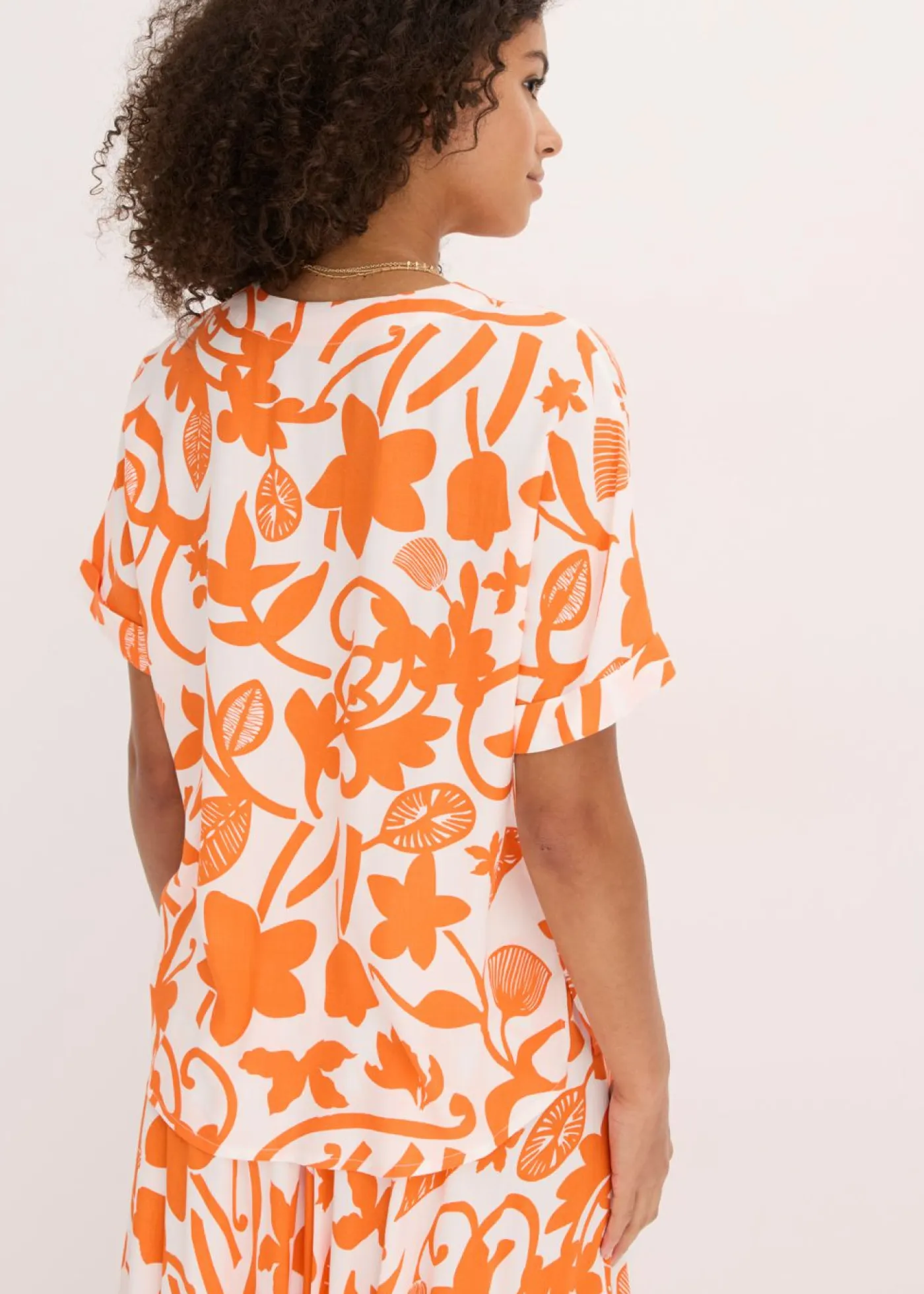 bonprix bonprix Camisas Y Blusas>Blusa estampada tipo túnica de viscosa fluida blanco lana-mango