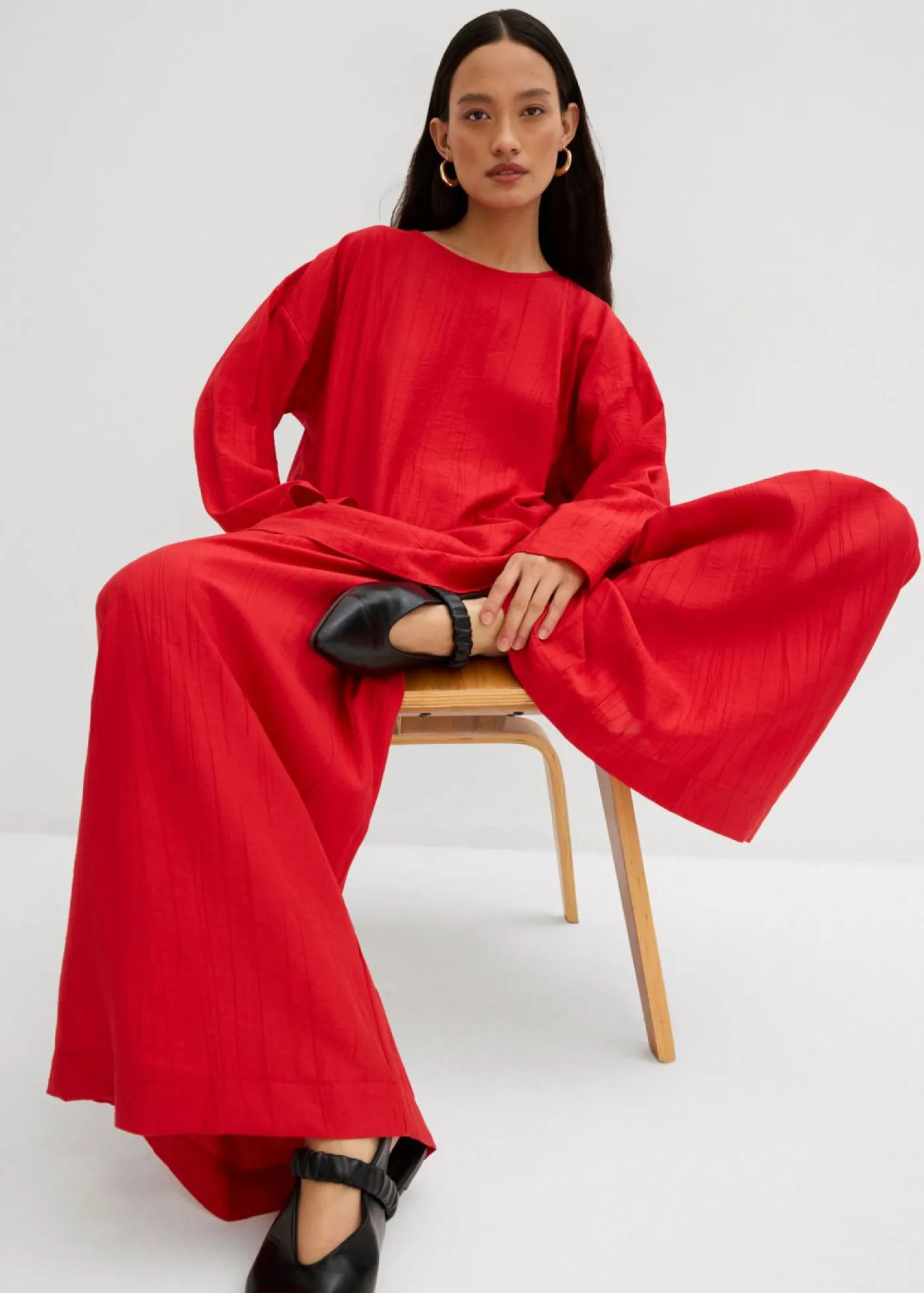 Mujer bonprix bonprix Blusa holgada tipo túnica de mezcla de viscosa arrugada con estructura