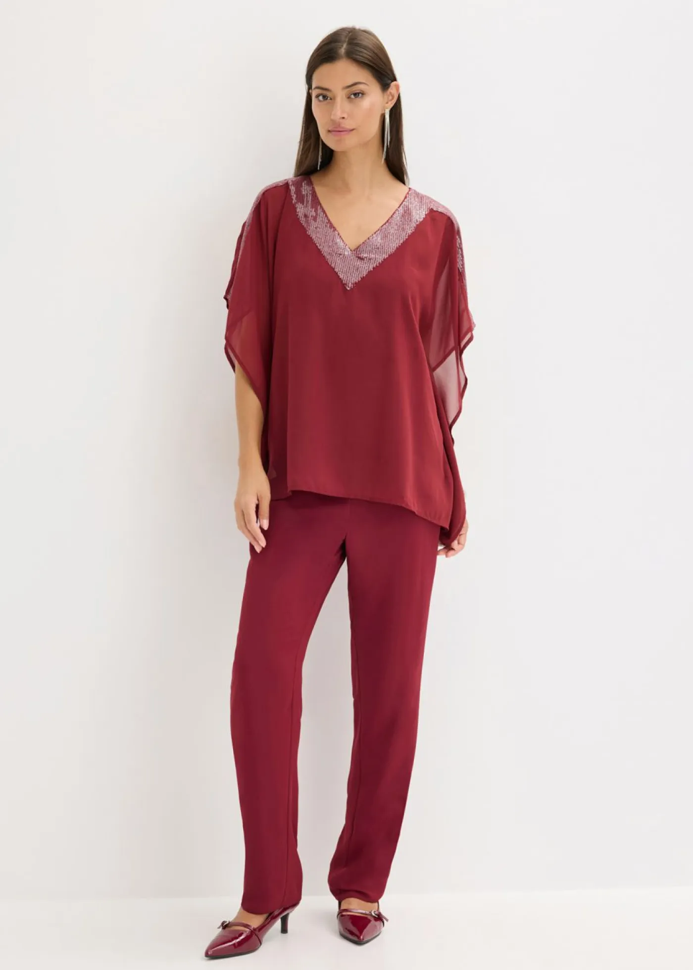 bonprix bonprix Camisas Y Blusas|Ropa Elegante>Blusa oversize con inserción de lentejuelas Rojo rubí