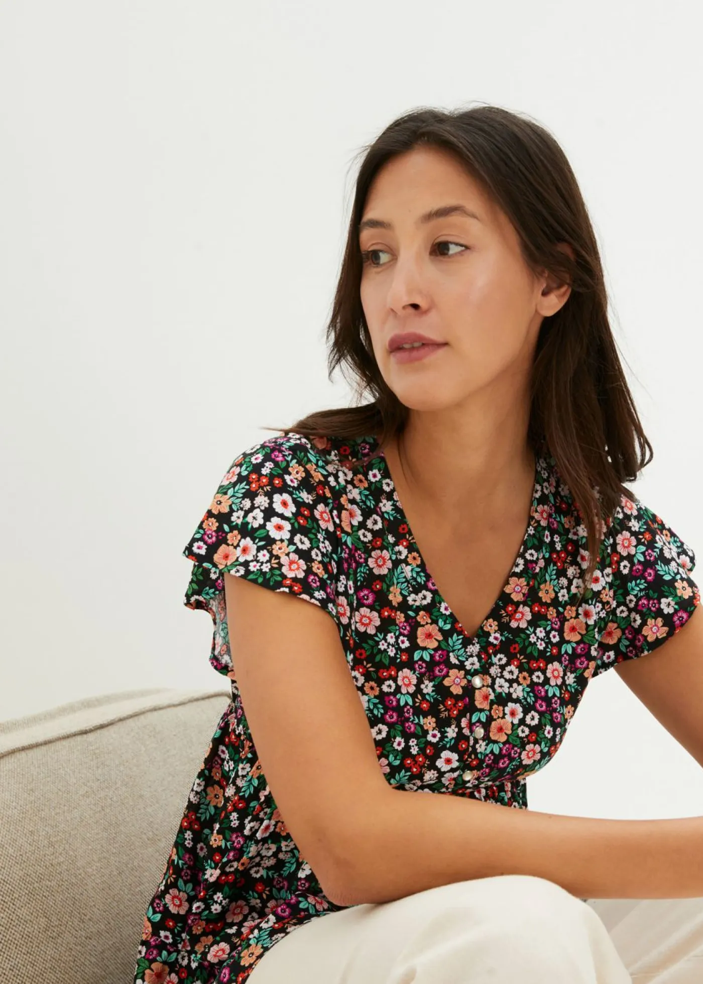 bonprix bonprix Premamá>Blusa premamá y de lactancia 2 en 1 de viscosa fluida Negro de flores